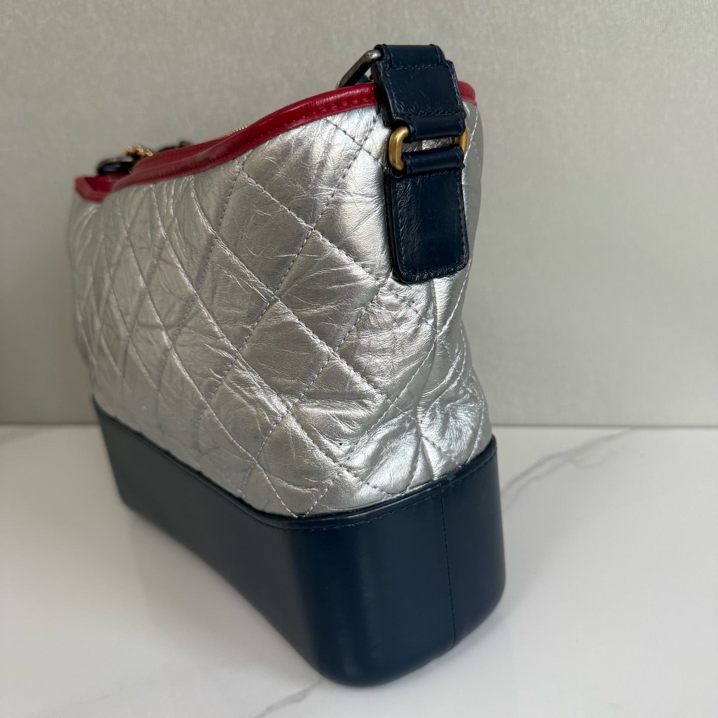 Chanel - Gabrielle - Leather - Silver - (medium)