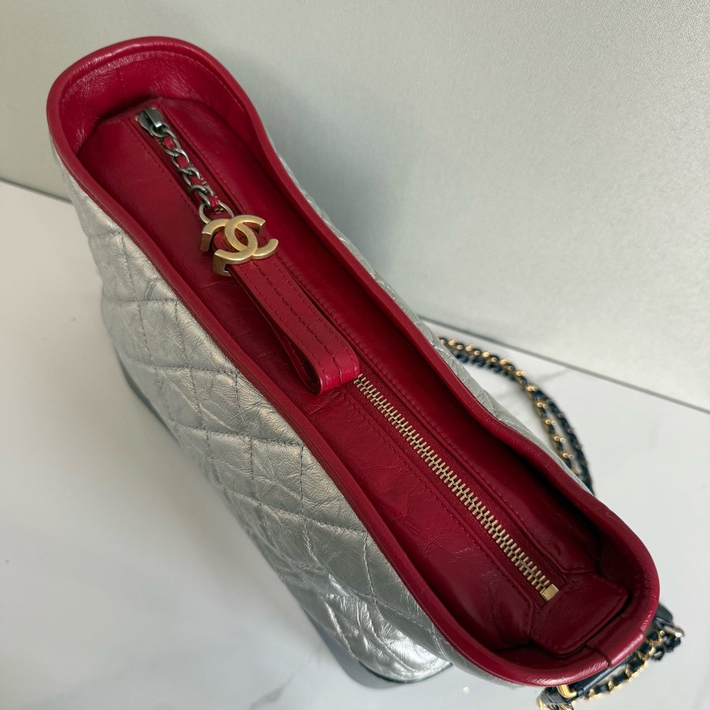 Chanel - Gabrielle - Leather - Silver - (medium)