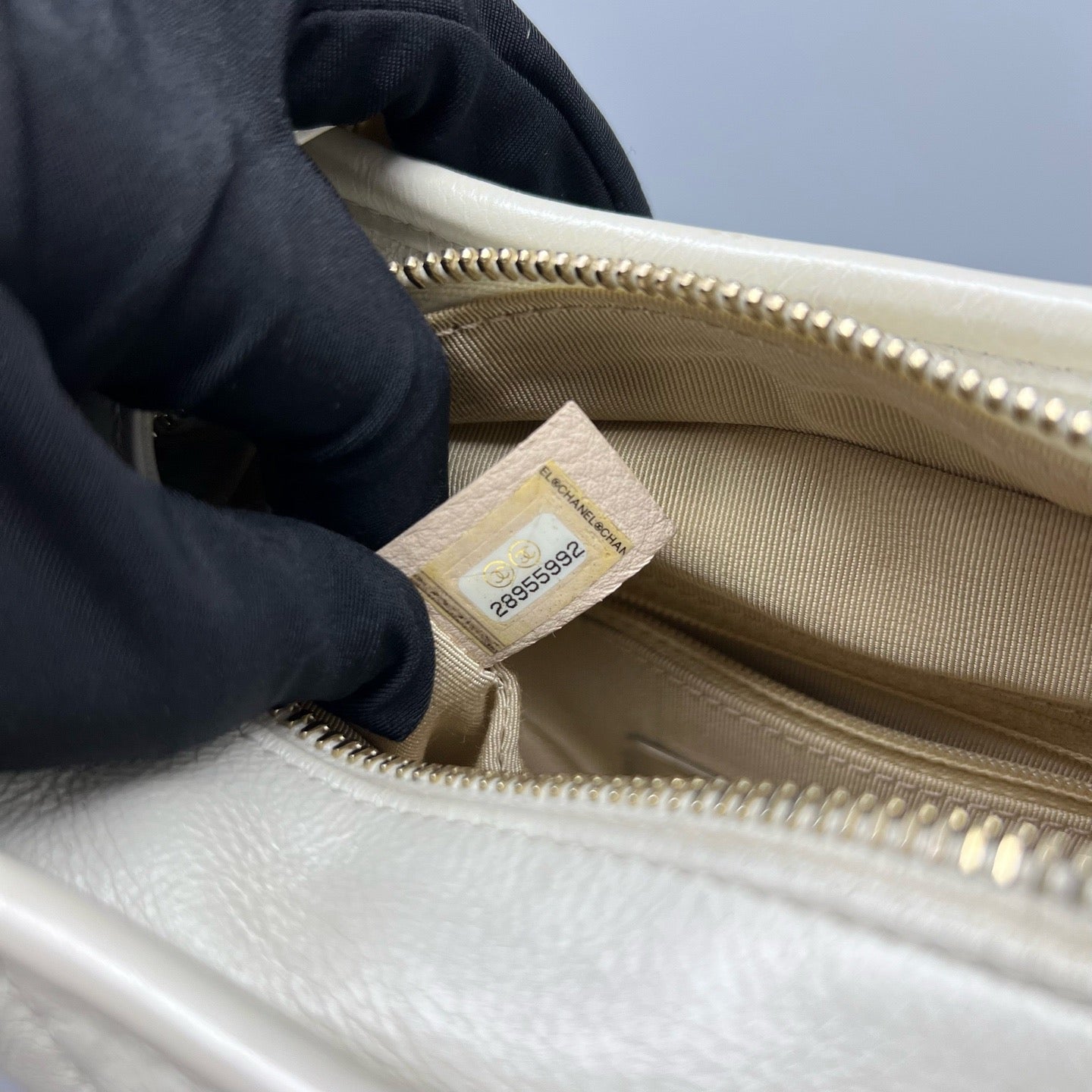 Chanel - Gabrielle - Leather - White - (small)