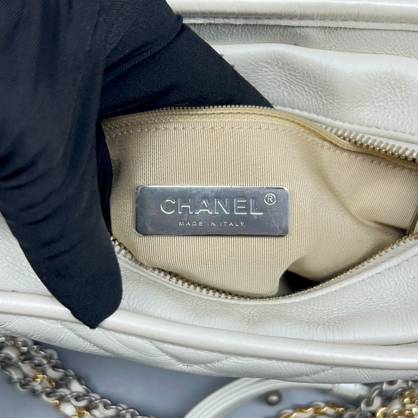 Chanel - Gabrielle - Leather - White - (small)