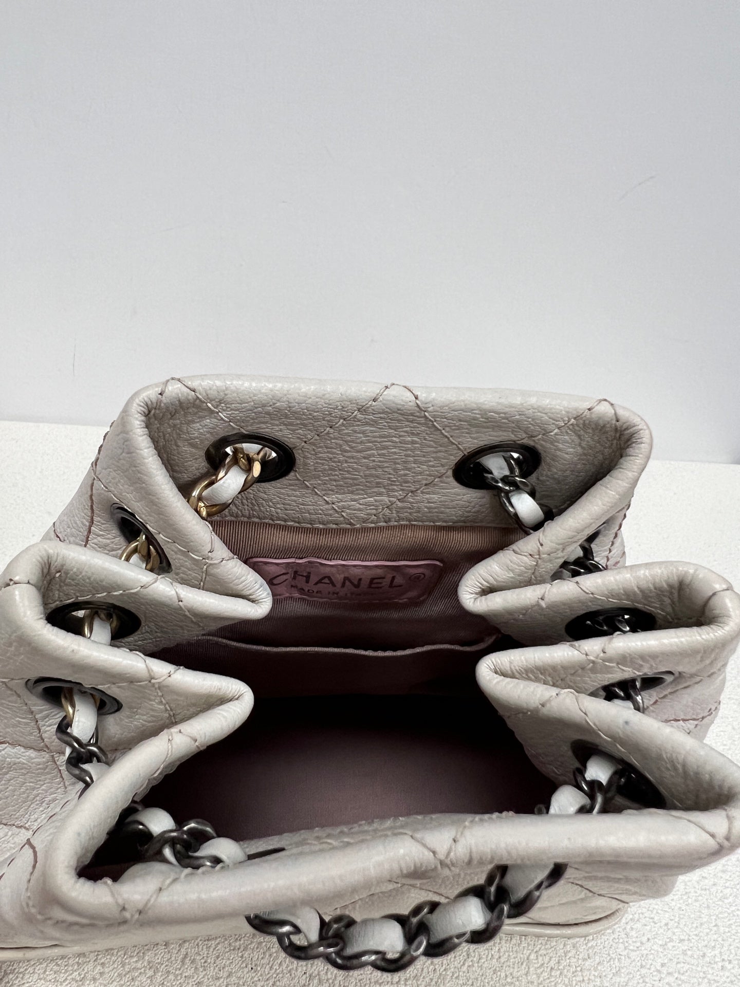 Chanel - Gabrielle - Leather - White - (small)