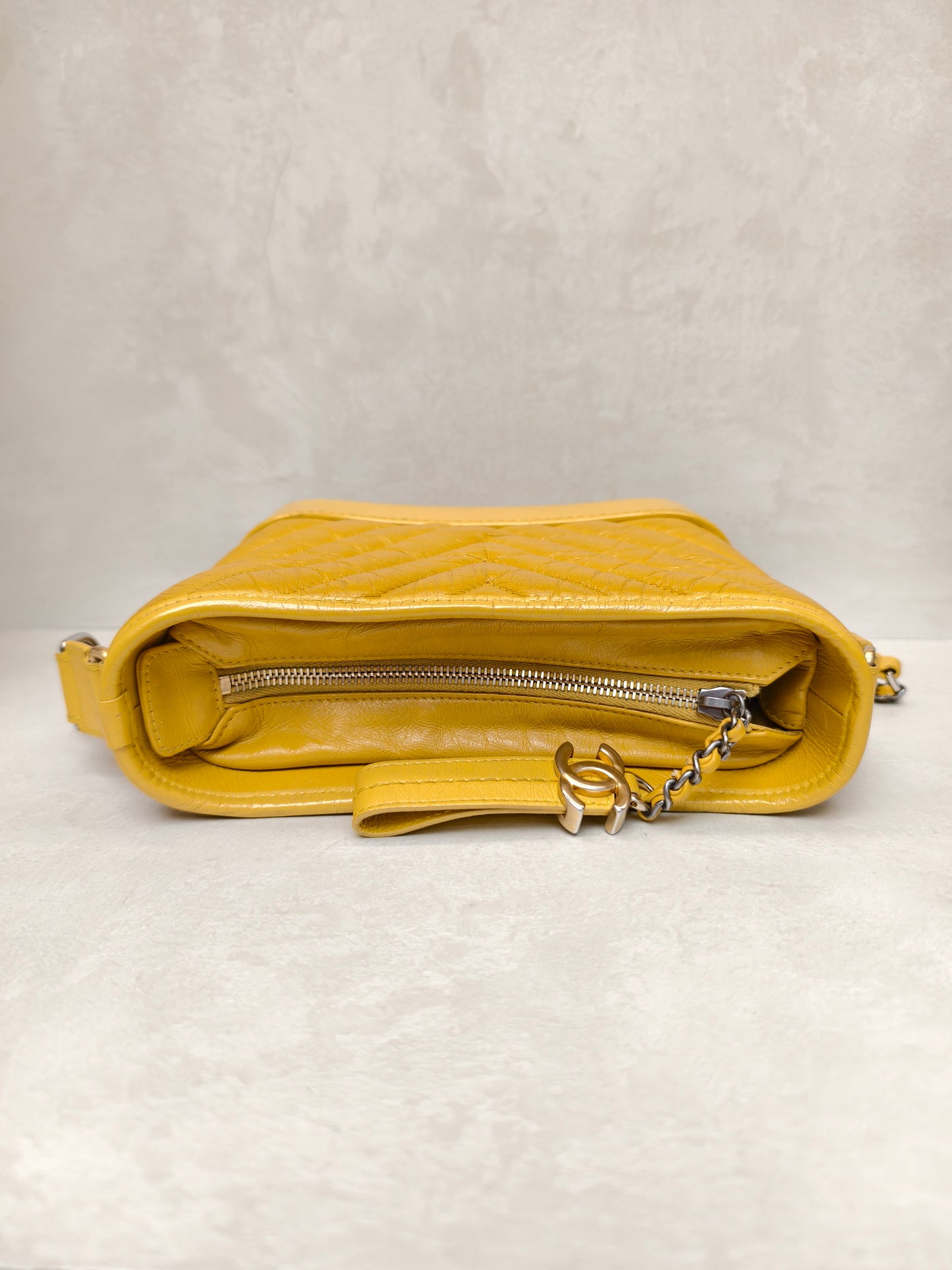 Chanel - Gabrielle - Leather - Yellow - (medium)