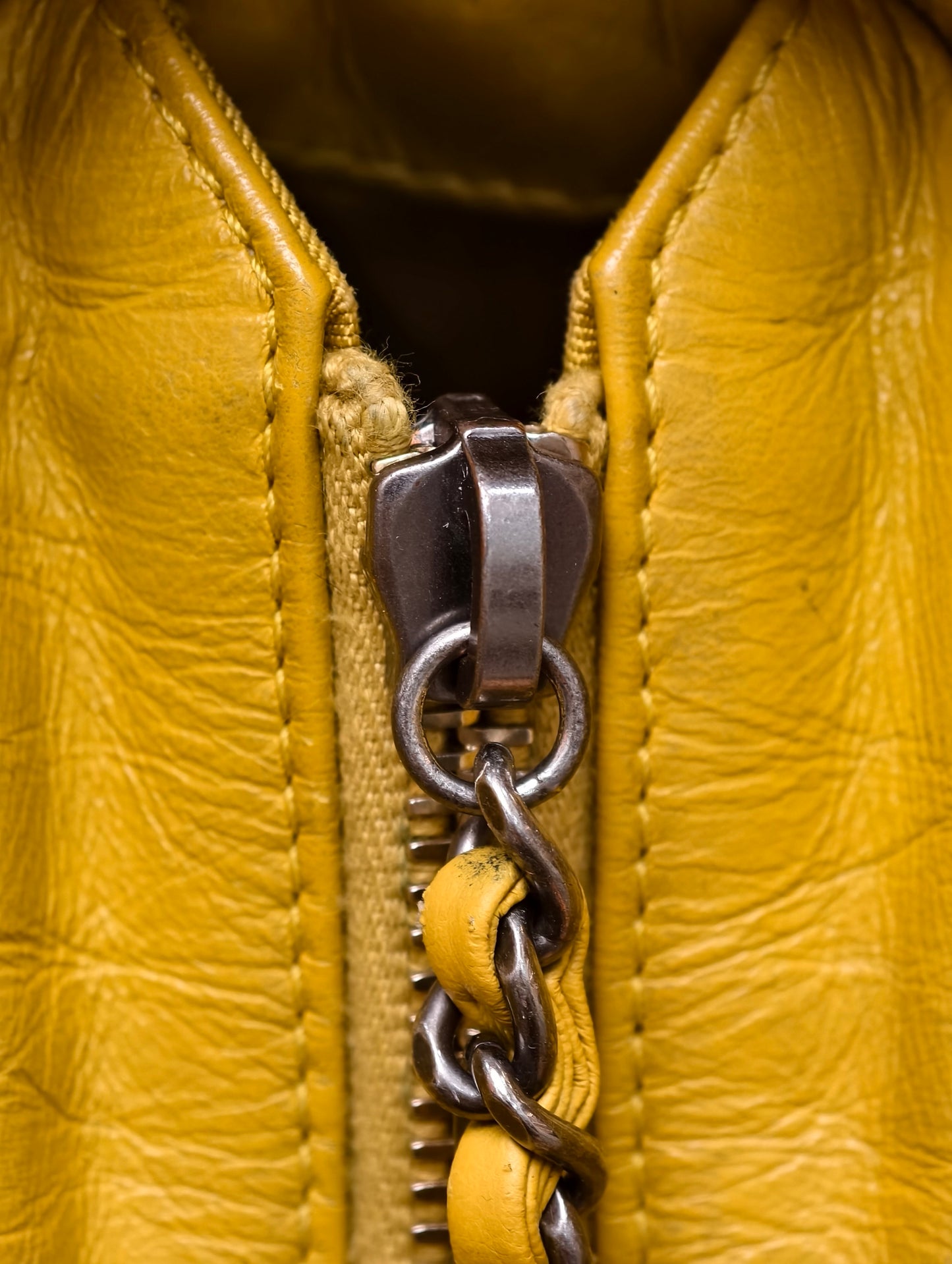 Chanel - Gabrielle - Leather - Yellow - (medium)