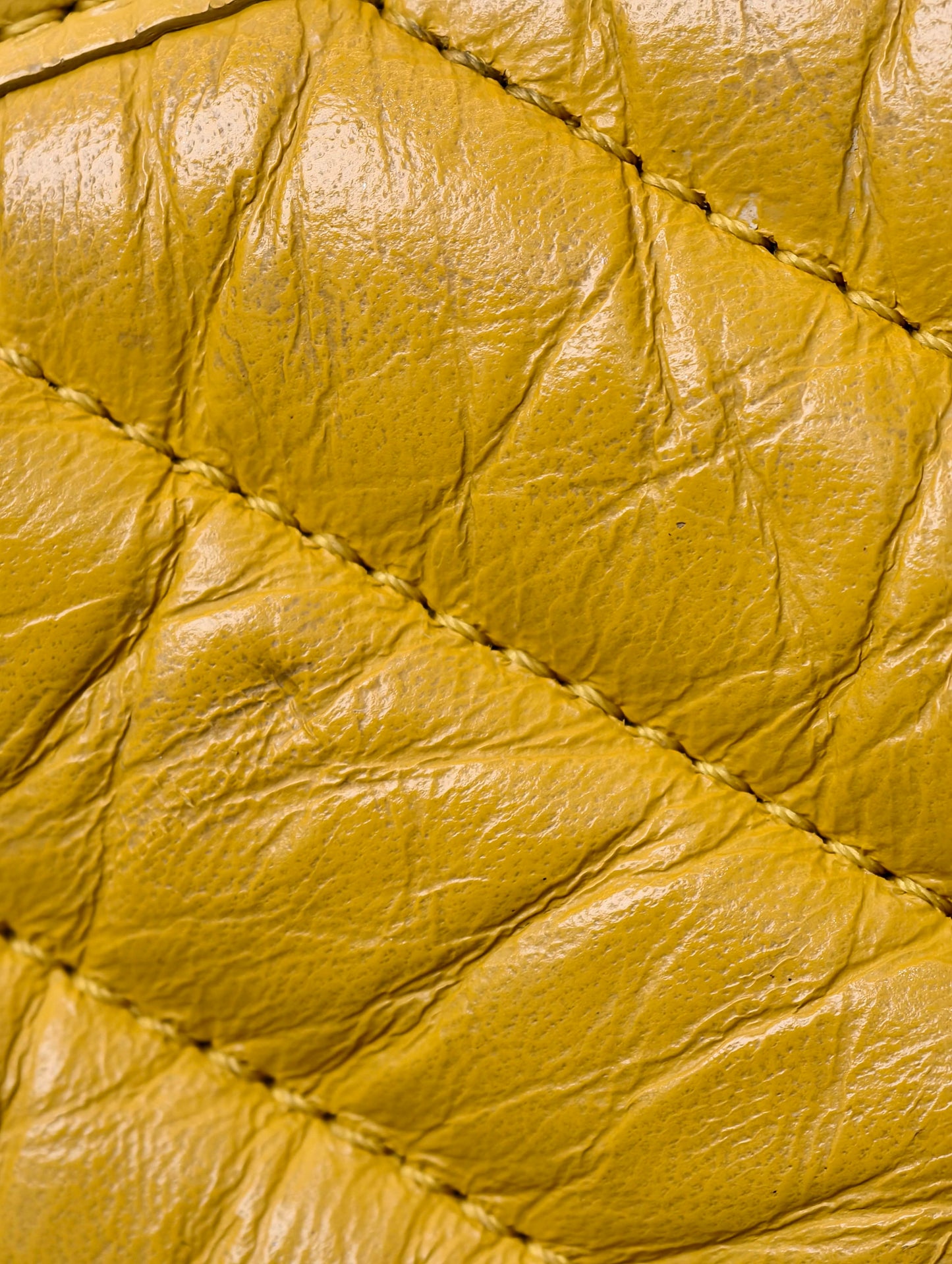 Chanel - Gabrielle - Leather - Yellow - (medium)