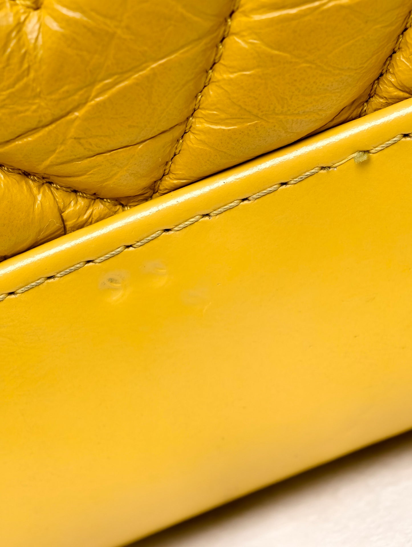 Chanel - Gabrielle - Leather - Yellow - (medium)