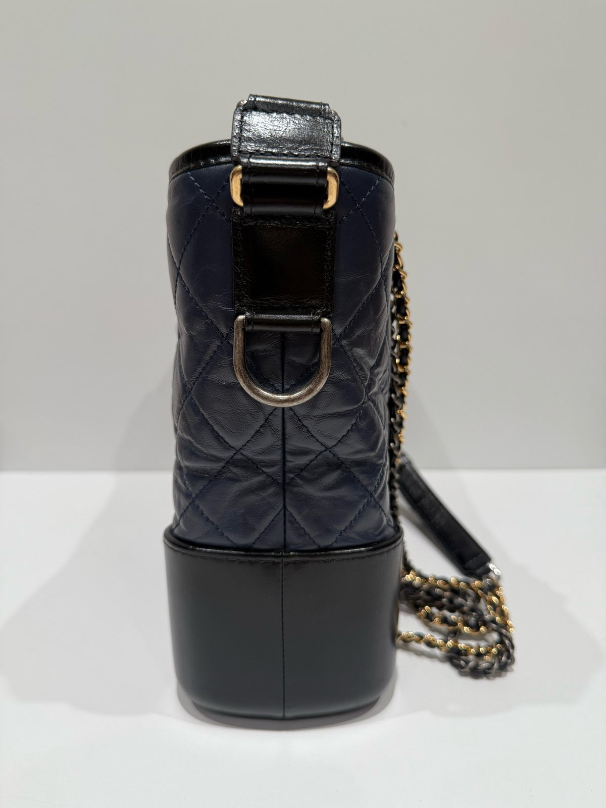 Chanel - Gabrielle Medium - Leather - Navy - (medium)