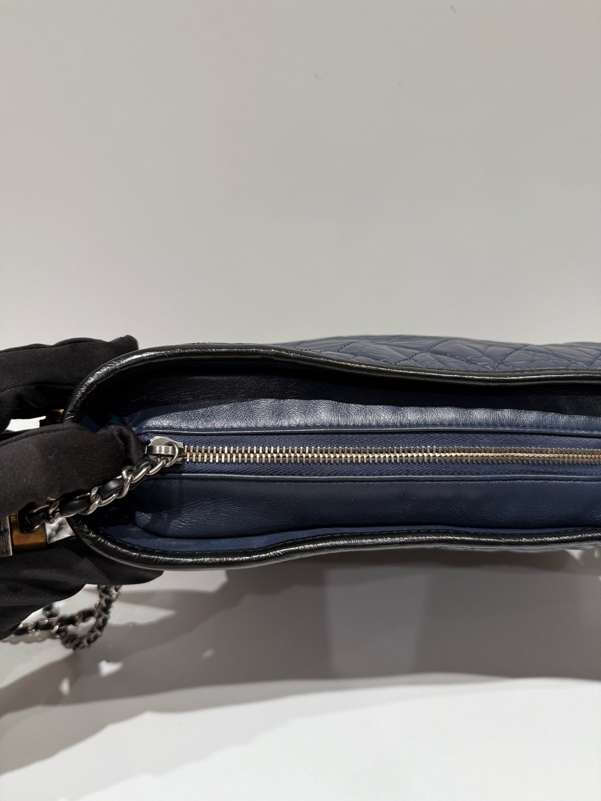 Chanel - Gabrielle Medium - Leather - Navy - (medium)
