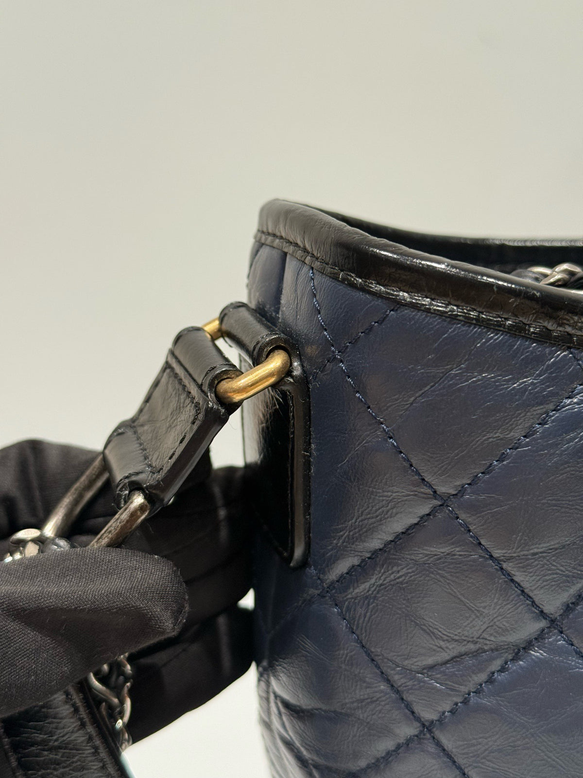 Chanel - Gabrielle Medium - Leather - Navy - (medium)