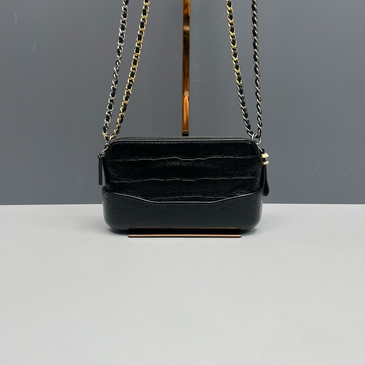 Chanel - Gabrielle Mini - Leather - Black - (mini)