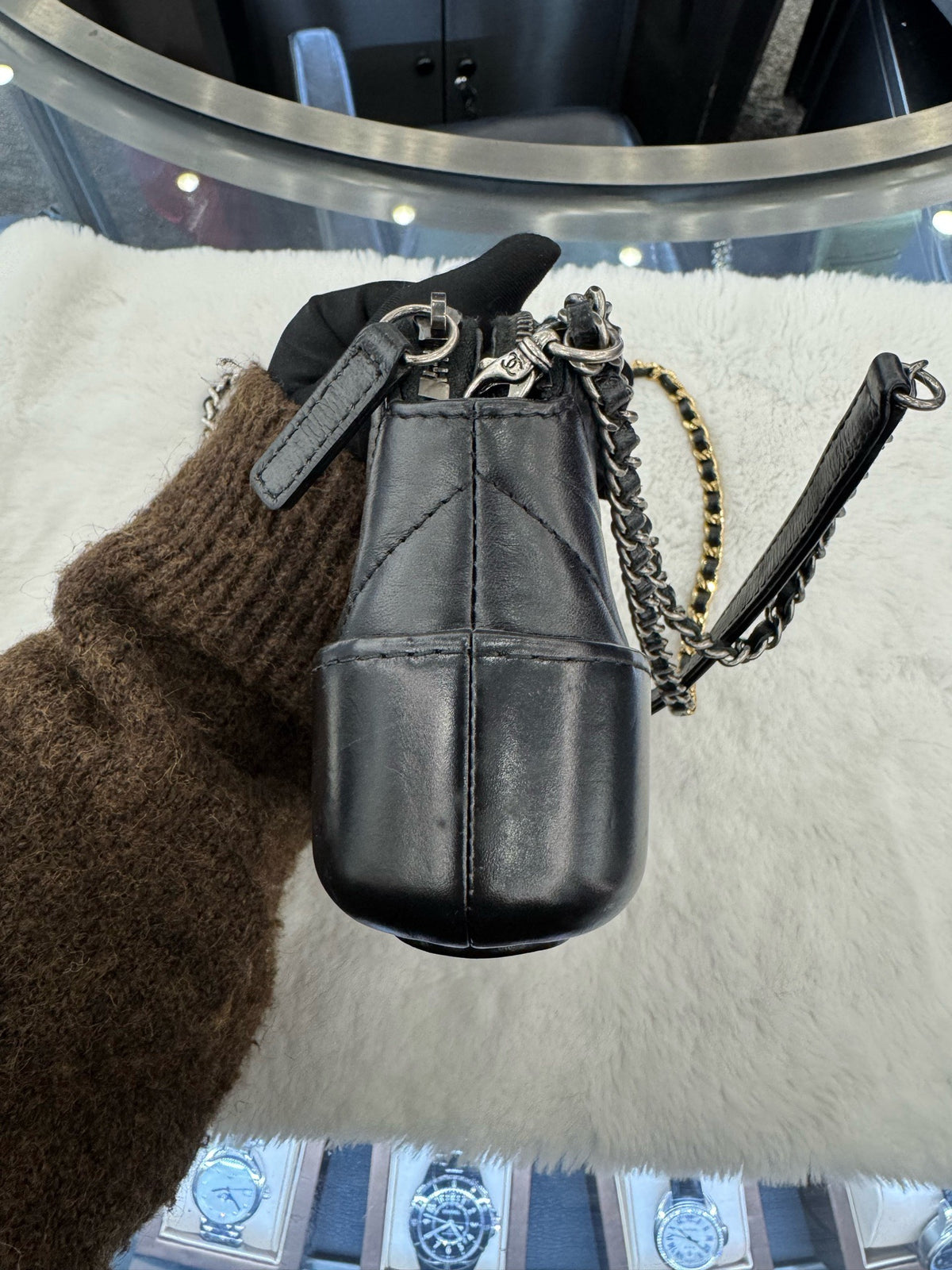 Chanel - Gabrielle Mini - Leather - Black - (mini)