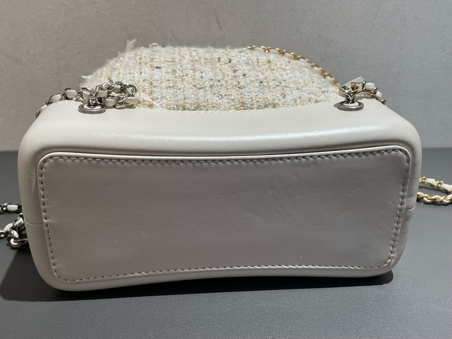Chanel - Gabrielle Mixed Metal Chain Backpack - Tweed and Calfskin Leather - Milky Yellow (Beige) with Mixed Metal Hardware - (Small)