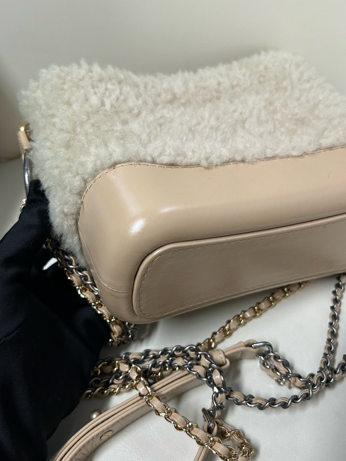 Chanel - Gabrielle Small - Fur - Shearling - Beige - (small)