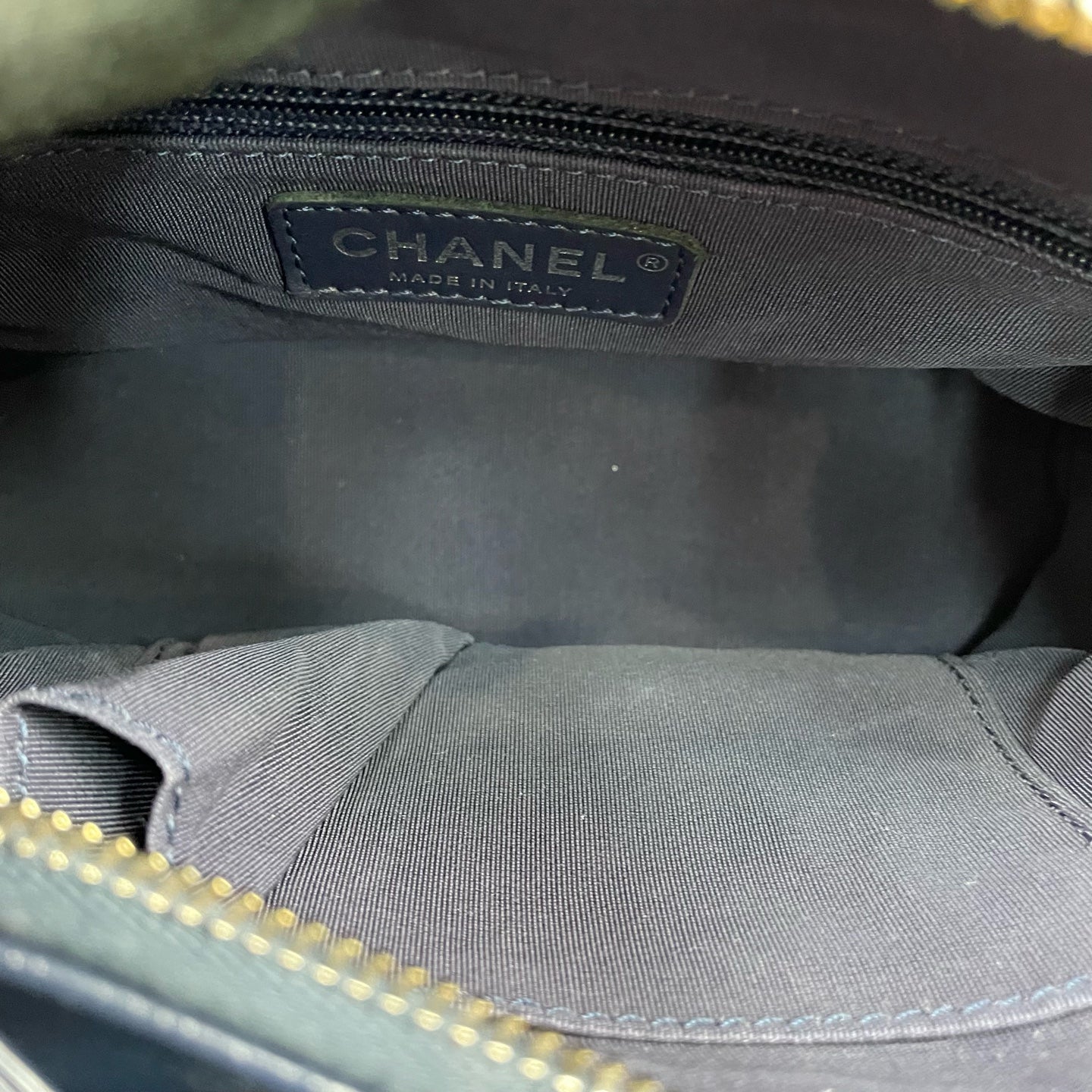 Chanel - Gabrielle Small Hobo Bag - Tweed and calfskin leather - Navy Blue with Multicolour Tweed - (small)