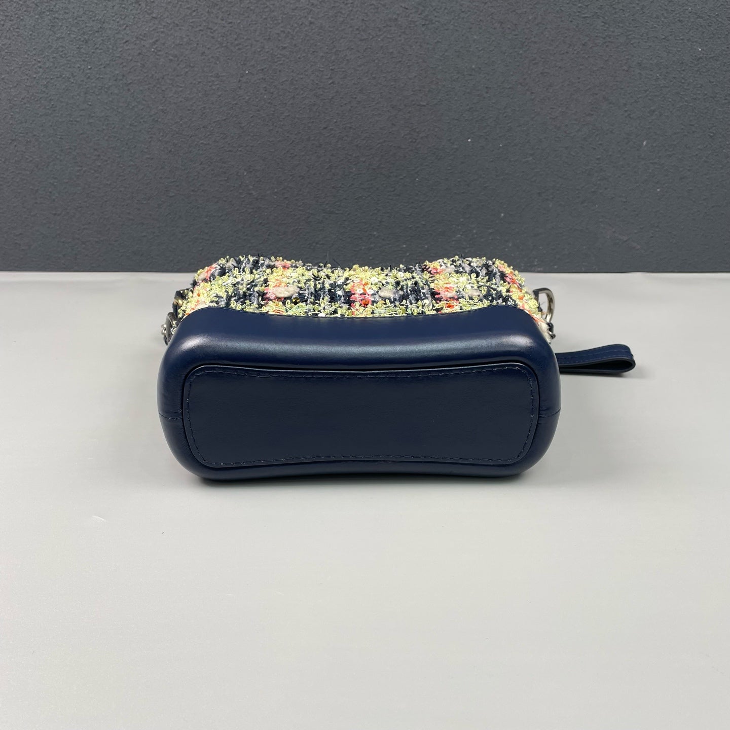 Chanel - Gabrielle Small Hobo Bag - Tweed and calfskin leather - Navy Blue with Multicolour Tweed - (small)