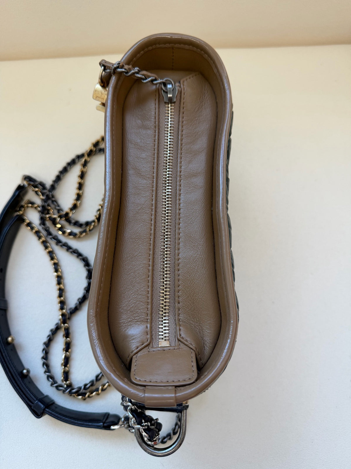 Chanel - Gabrielle Small - Leather - Green - (small)