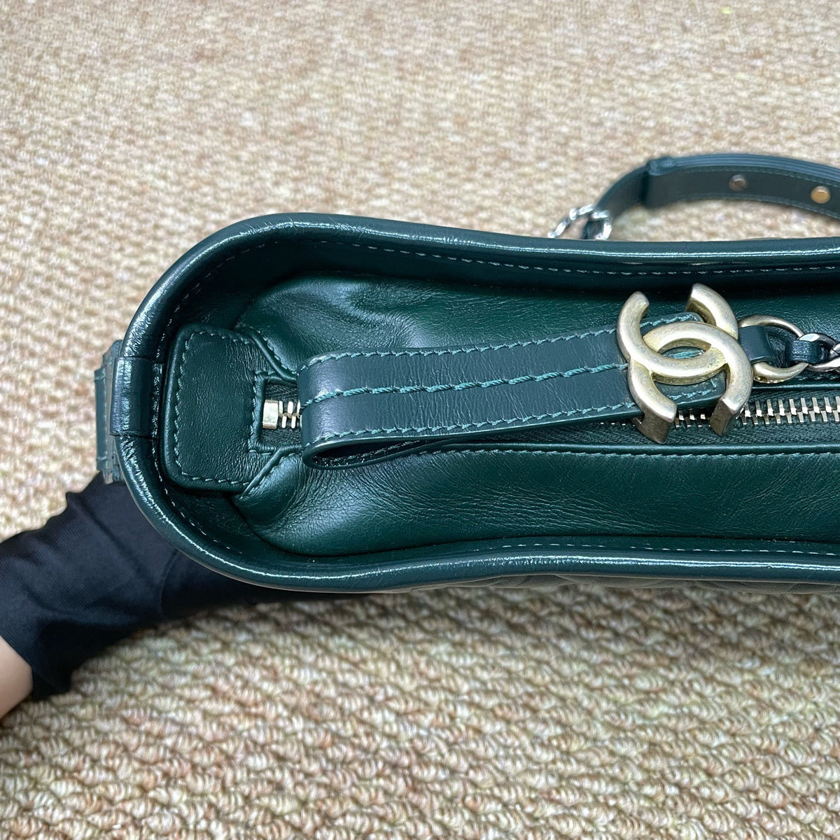 Chanel - Gabrielle Small - Leather - Green - (Small)