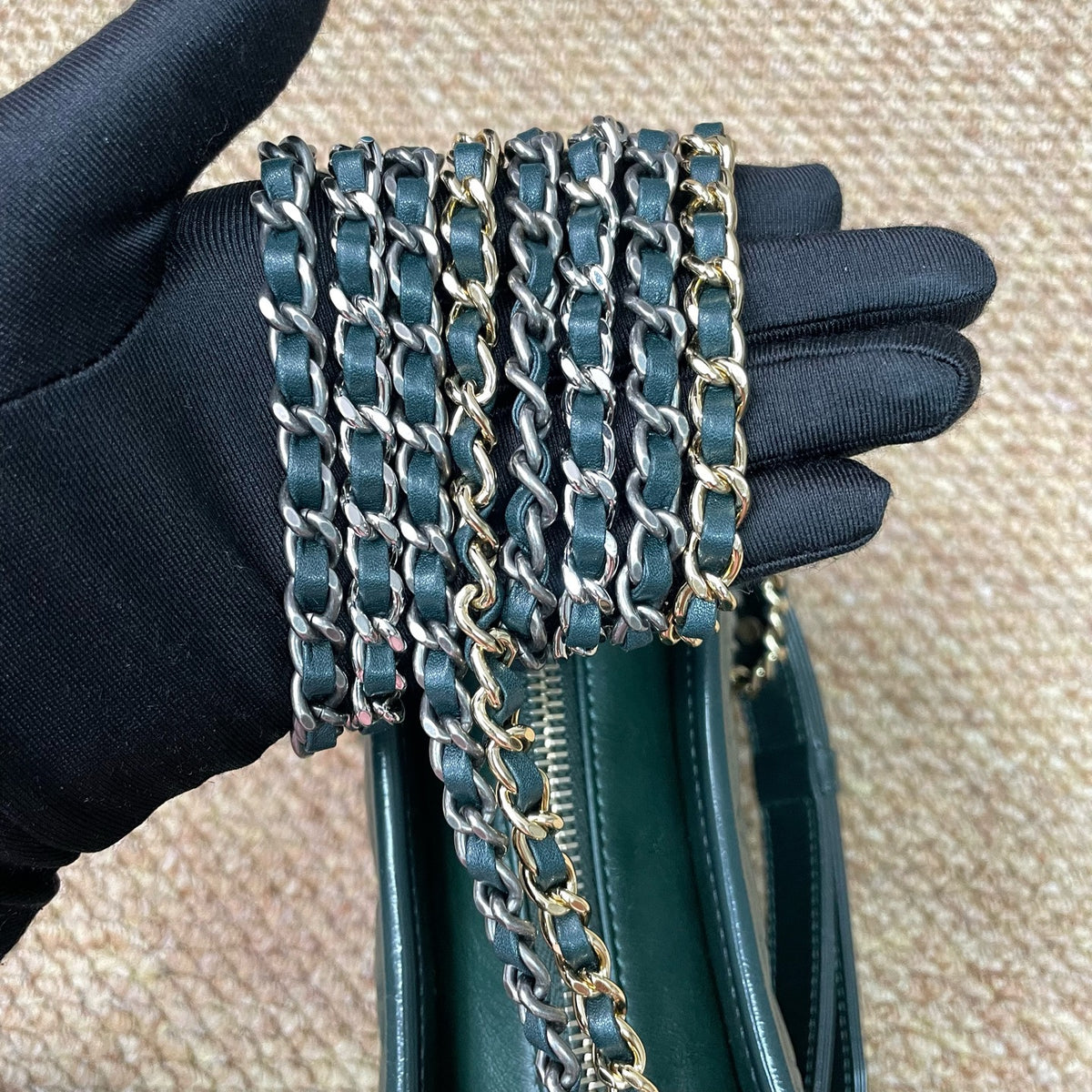 Chanel - Gabrielle Small - Leather - Green - (Small)
