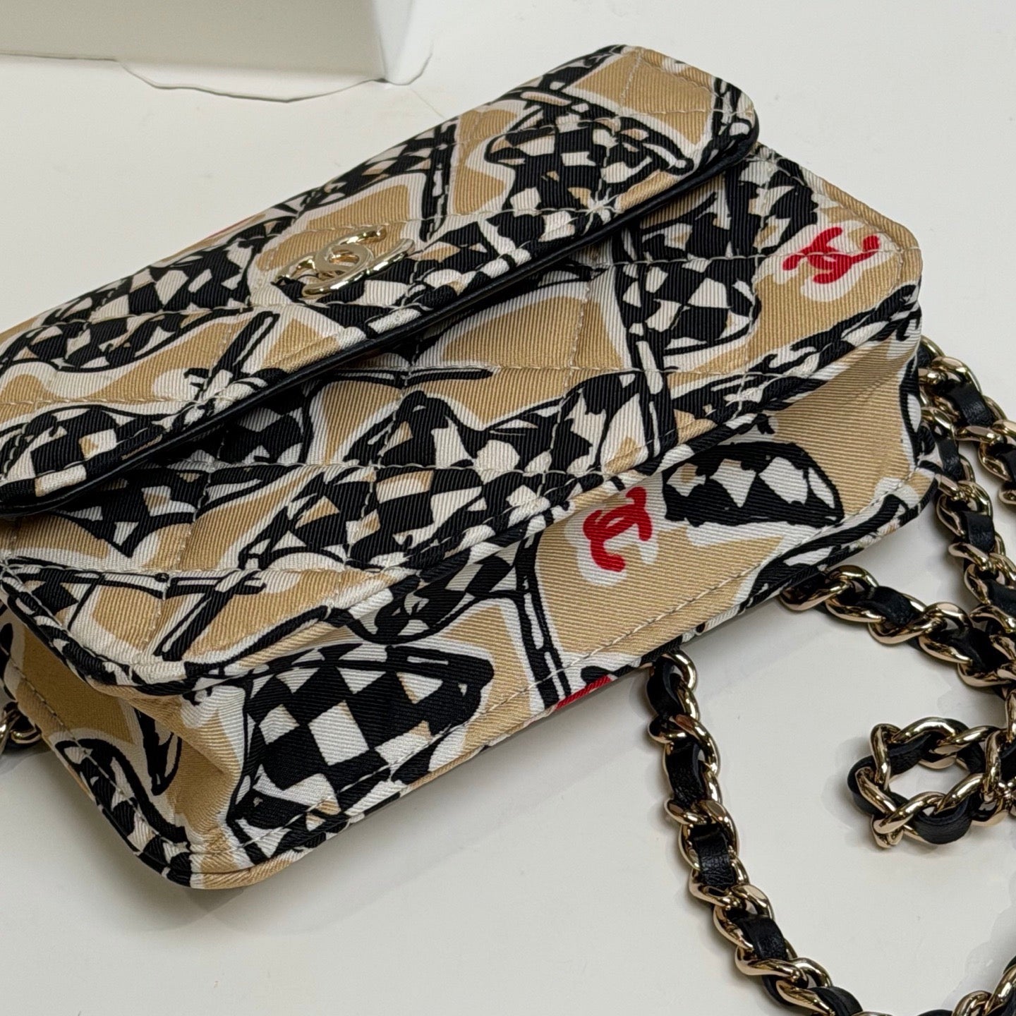 Chanel - Graffiti Canvas Mini Wallet on Chain - Cloth - Multicolour - (mini)