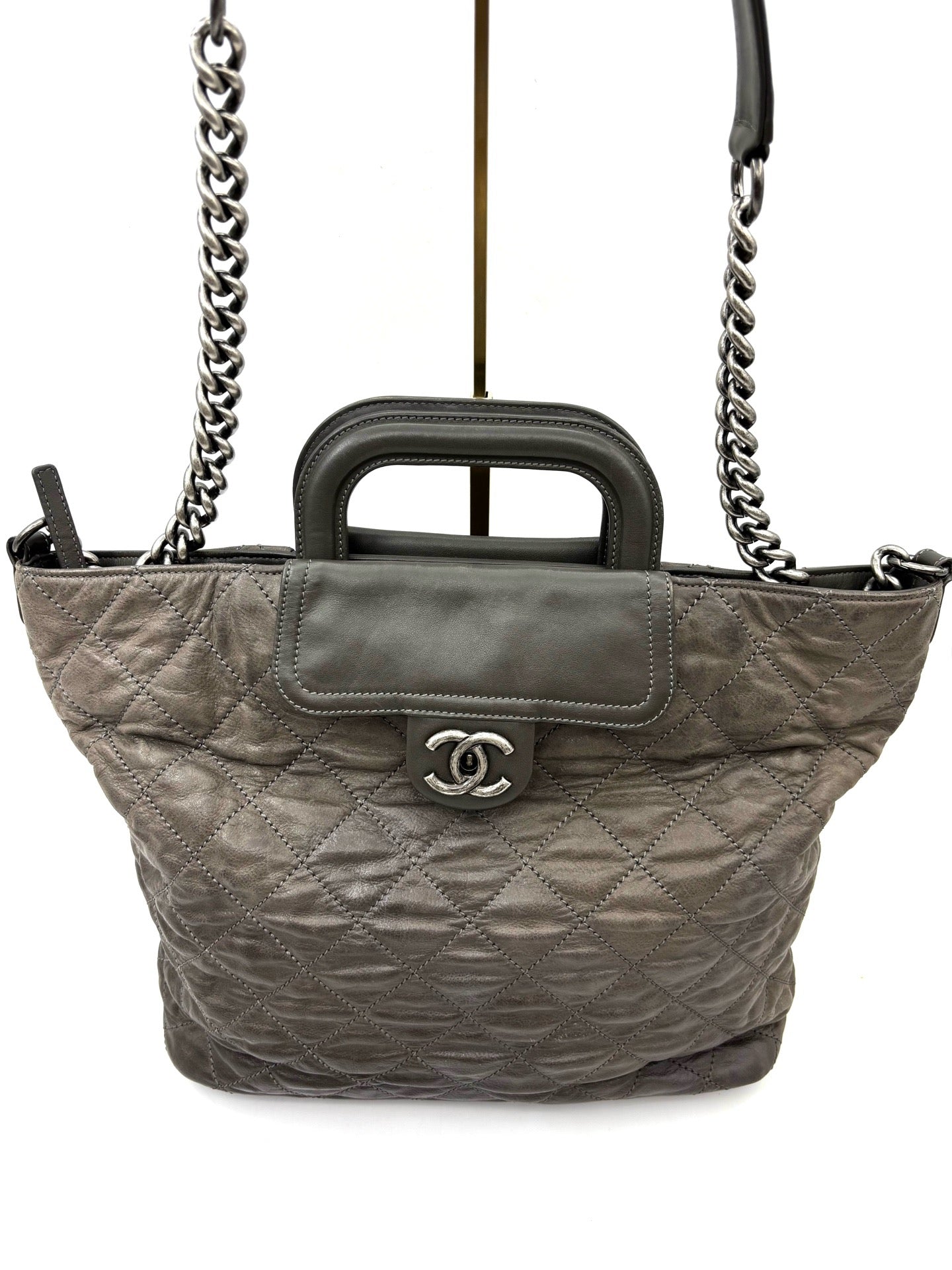Chanel - Grand Shopper Tote - Leather - Grey - (Large)