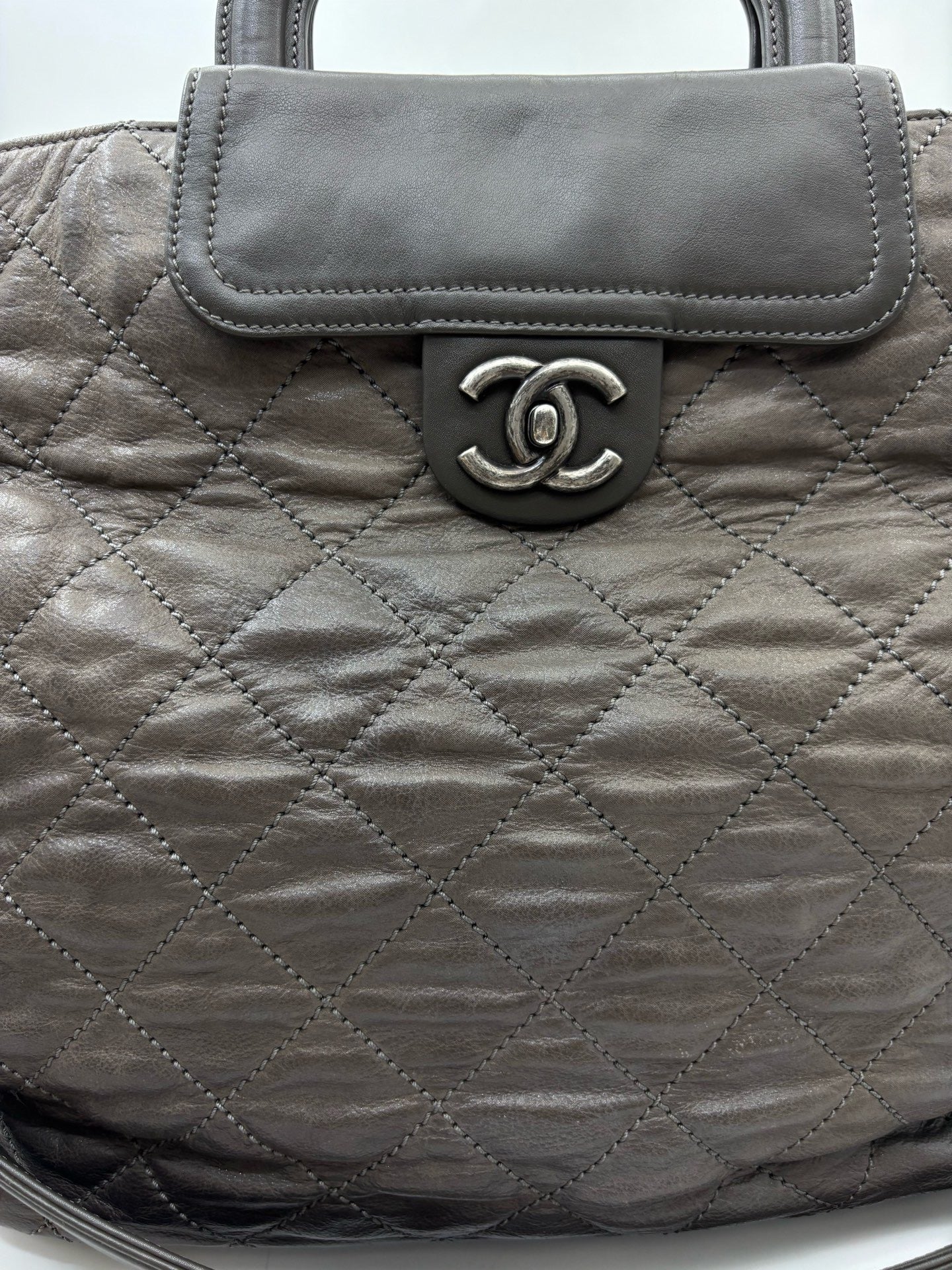 Chanel - Grand Shopper Tote - Leather - Grey - (Large)