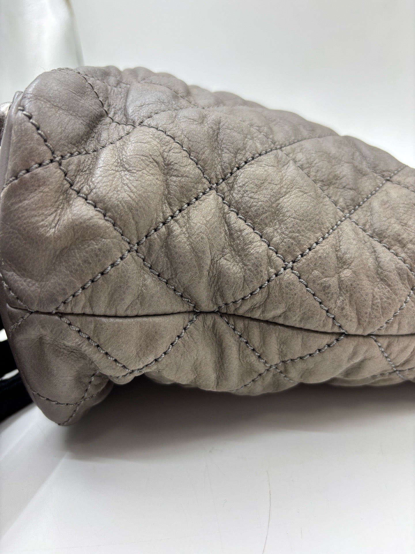 Chanel - Grand Shopper Tote - Leather - Grey - (Large)