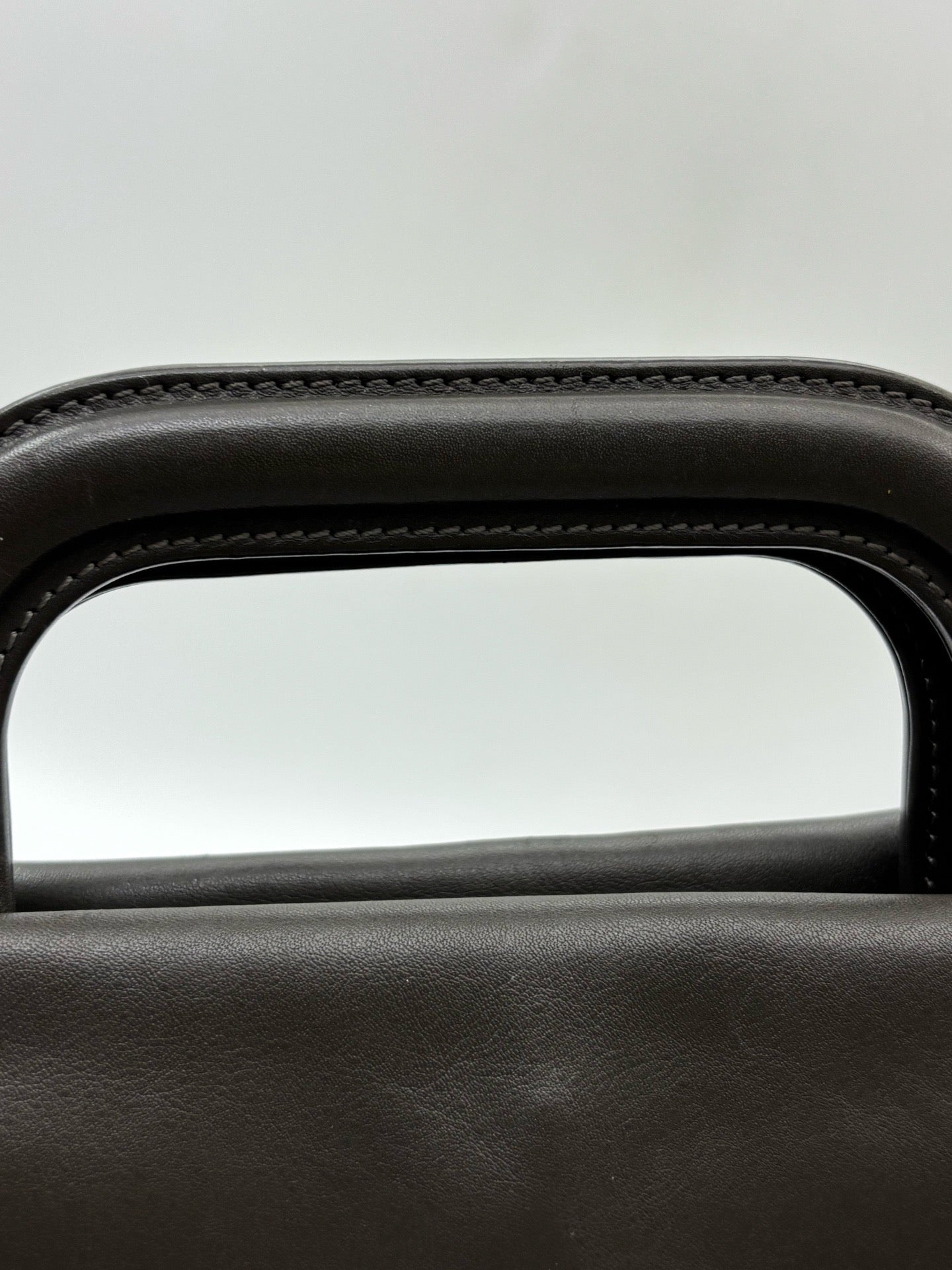 Chanel - Grand Shopper Tote - Leather - Grey - (Large)