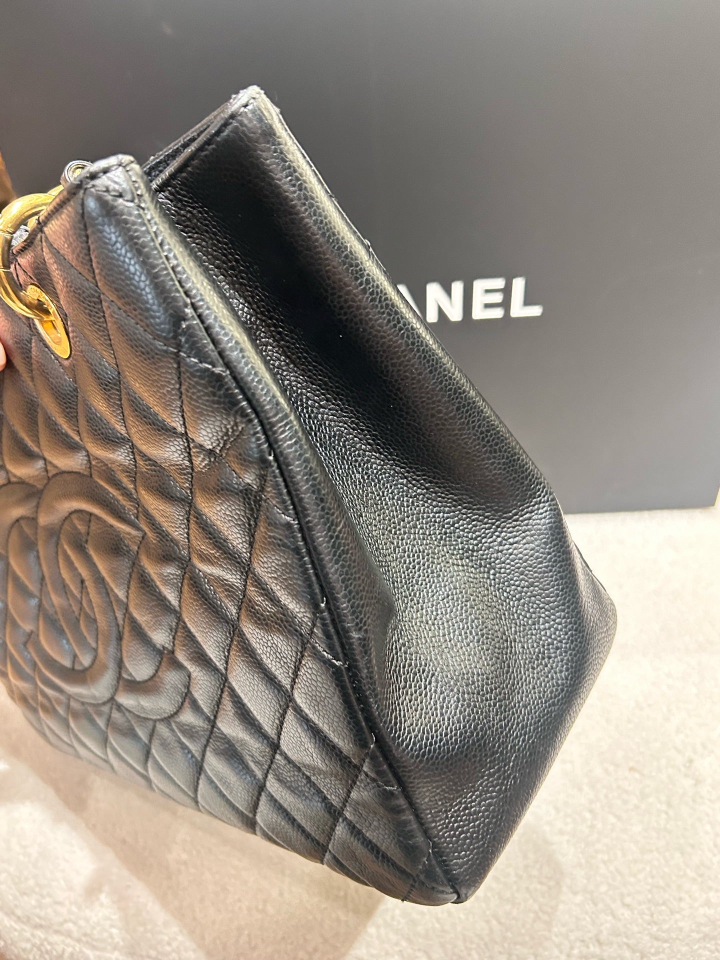 Chanel - Grand Shopping Tote (GST) - Caviar leather - Black - (medium)