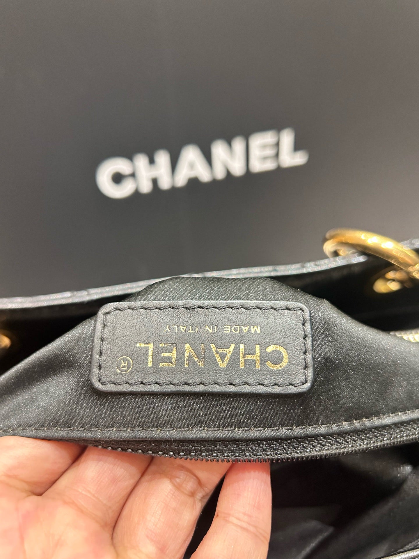 Chanel - Grand Shopping Tote (GST) - Caviar leather - Black - (medium)
