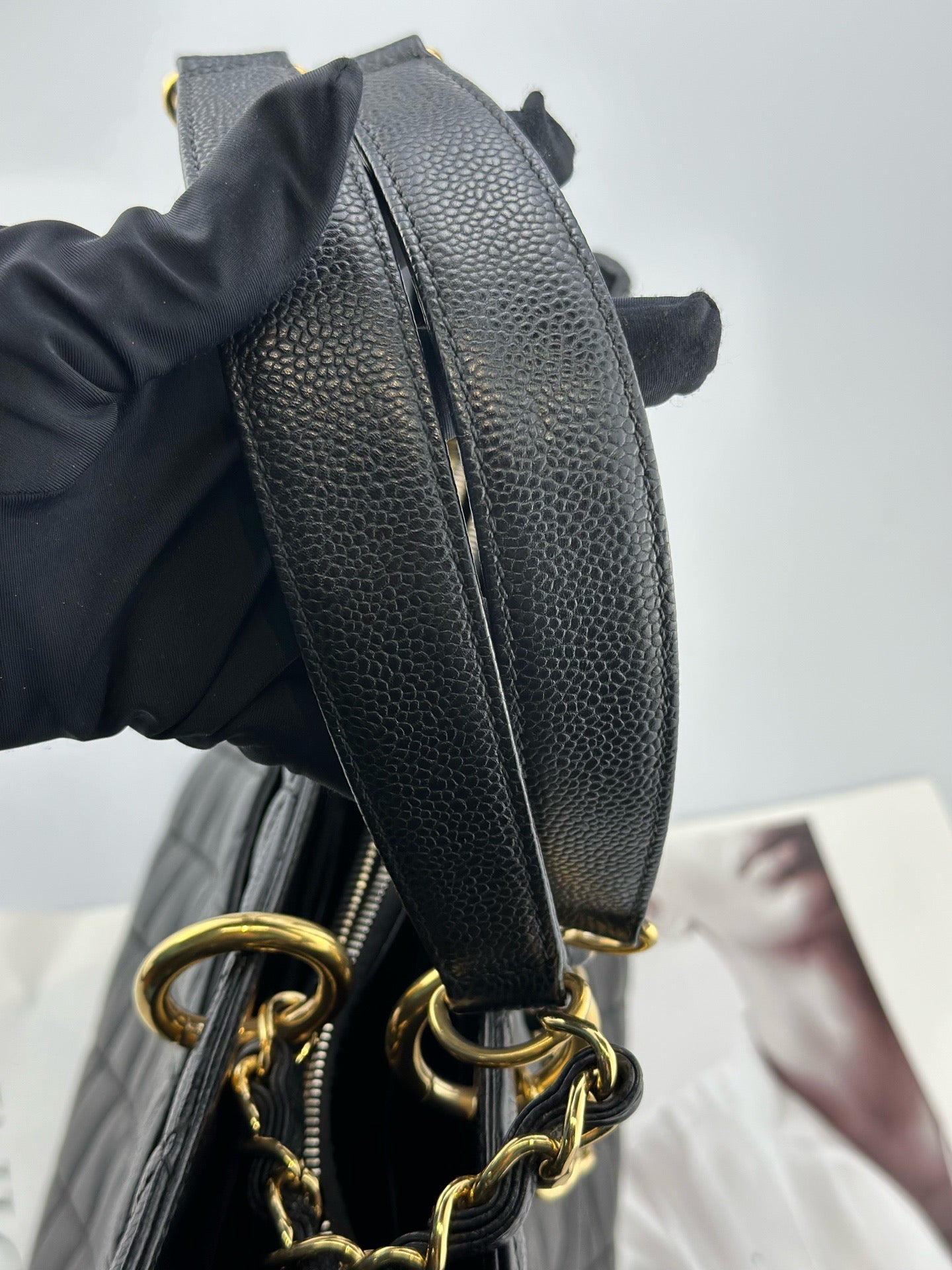 Chanel - Grand Shopping Tote (GST) - Caviar leather - Black with Gold-Tone Hardware - (Large)