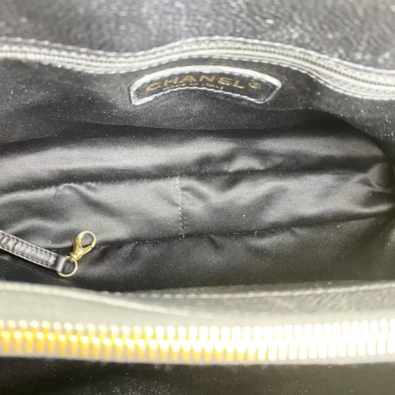 Chanel - Grand Shopping Tote (GST) - Caviar leather - Black with Gold-Tone Hardware - (medium)