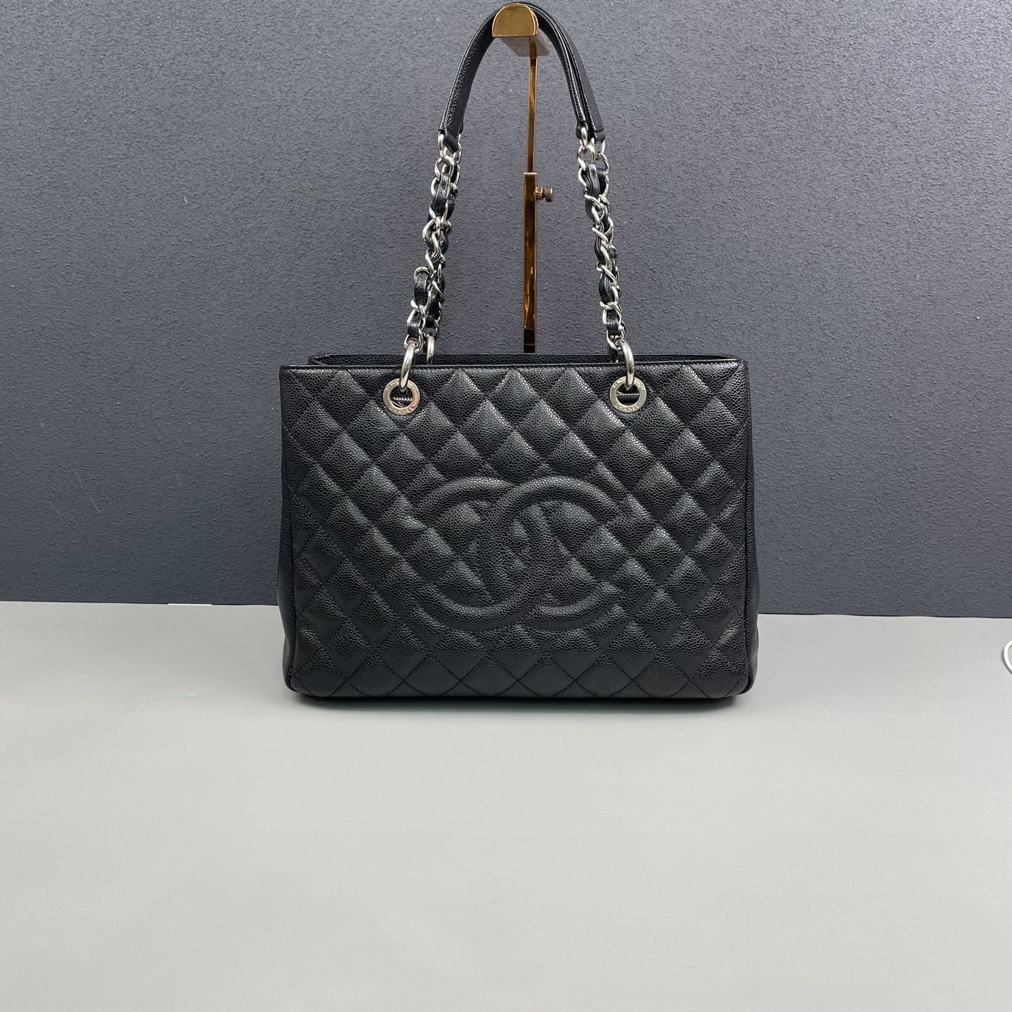 Chanel - Grand Shopping Tote (GST) - Caviar leather - Black with Silver-Tone Hardware - (Large)