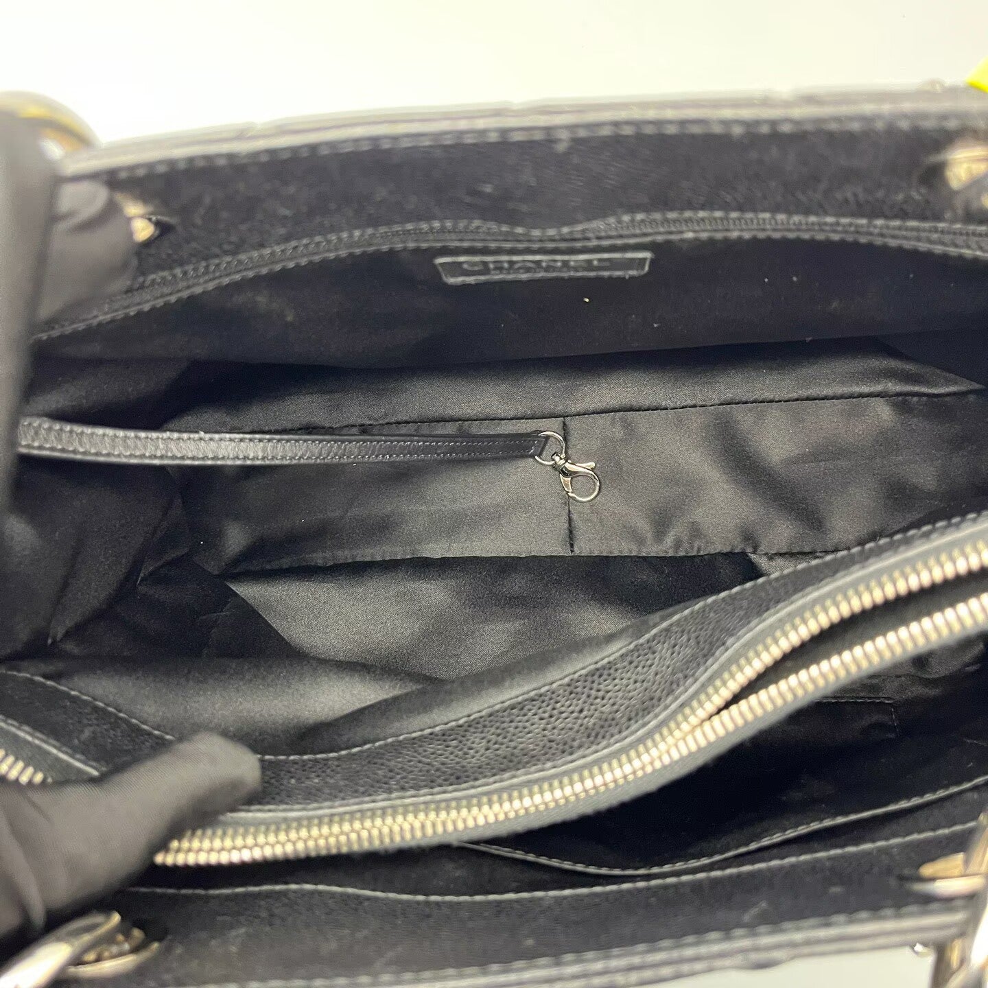 Chanel - Grand Shopping Tote (GST) - Caviar leather - Black with Silver-Tone Hardware - (Large)