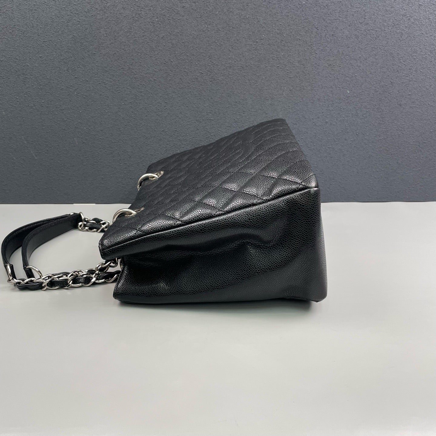 Chanel - Grand Shopping Tote (GST) - Caviar leather - Black with Silver-Tone Hardware - (Large)