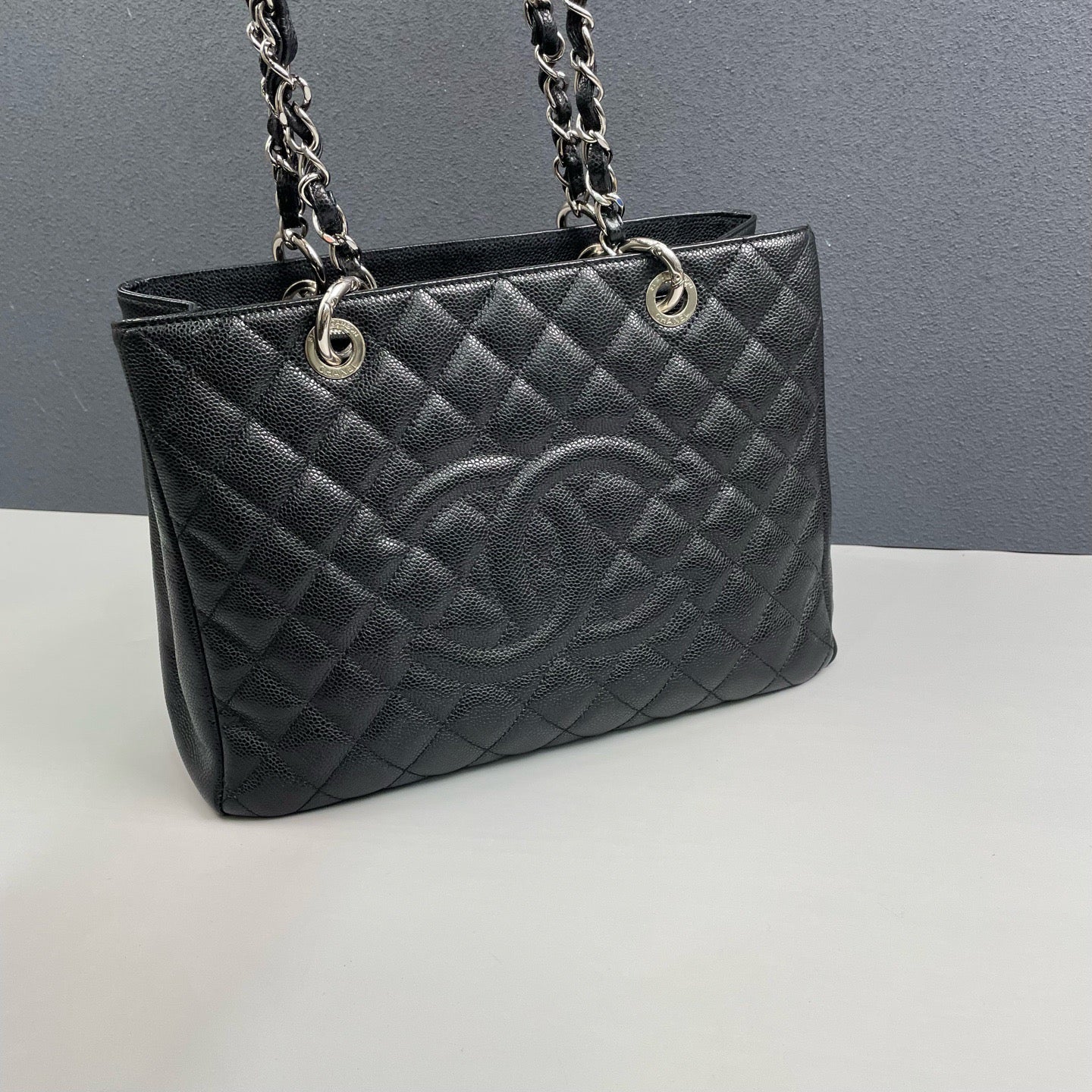 Chanel - Grand Shopping Tote (GST) - Caviar leather - Black with Silver-Tone Hardware - (Large)