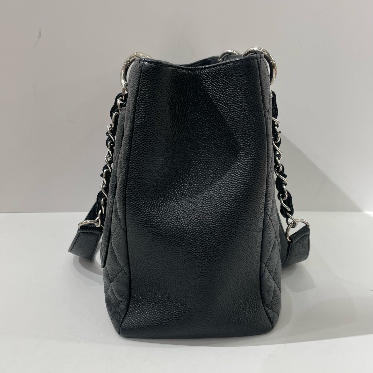 Chanel - Grand Shopping Tote (GST) - Grained calfskin leather - Black with Silver-Tone Hardware - (Medium)