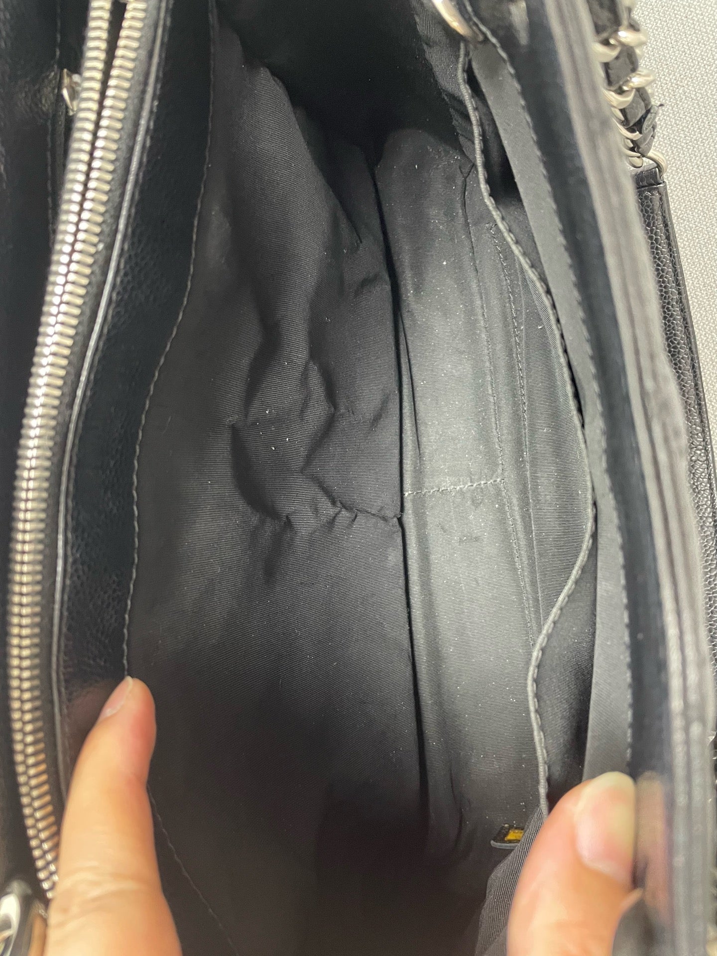 Chanel - Grand Shopping Tote (GST) - Leather - Black - (medium)