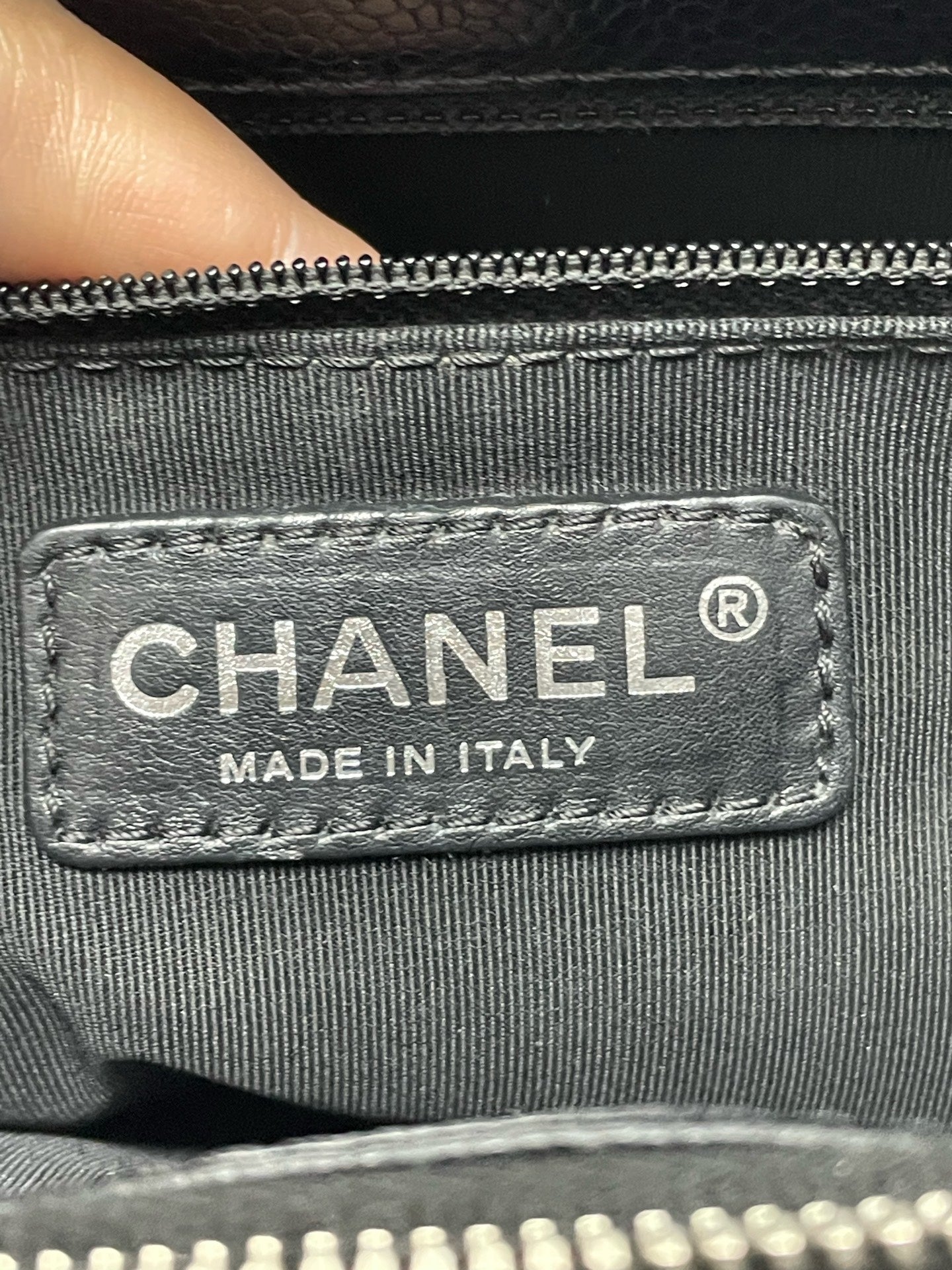 Chanel - Grand Shopping Tote (GST) - Leather - Black - (medium)