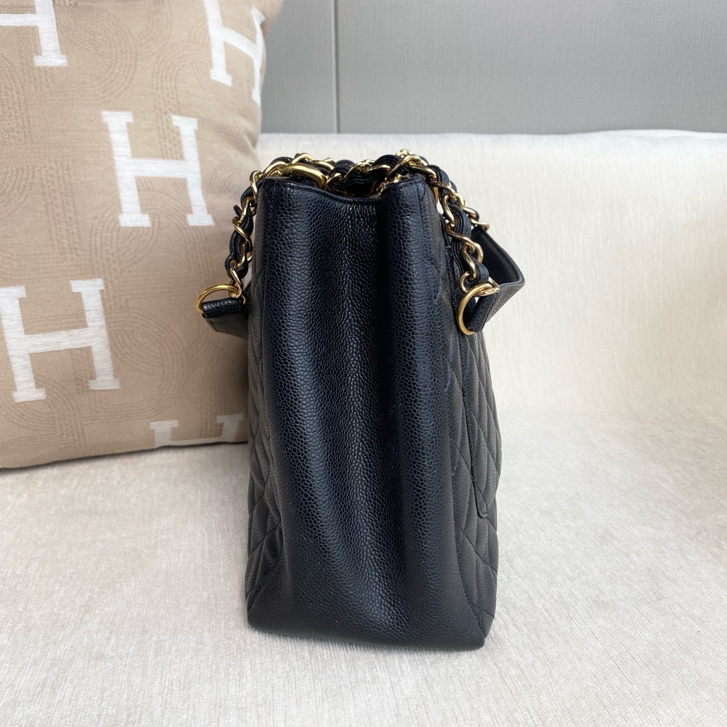 Chanel - Grand Shopping Tote - Leather - Black - (medium)