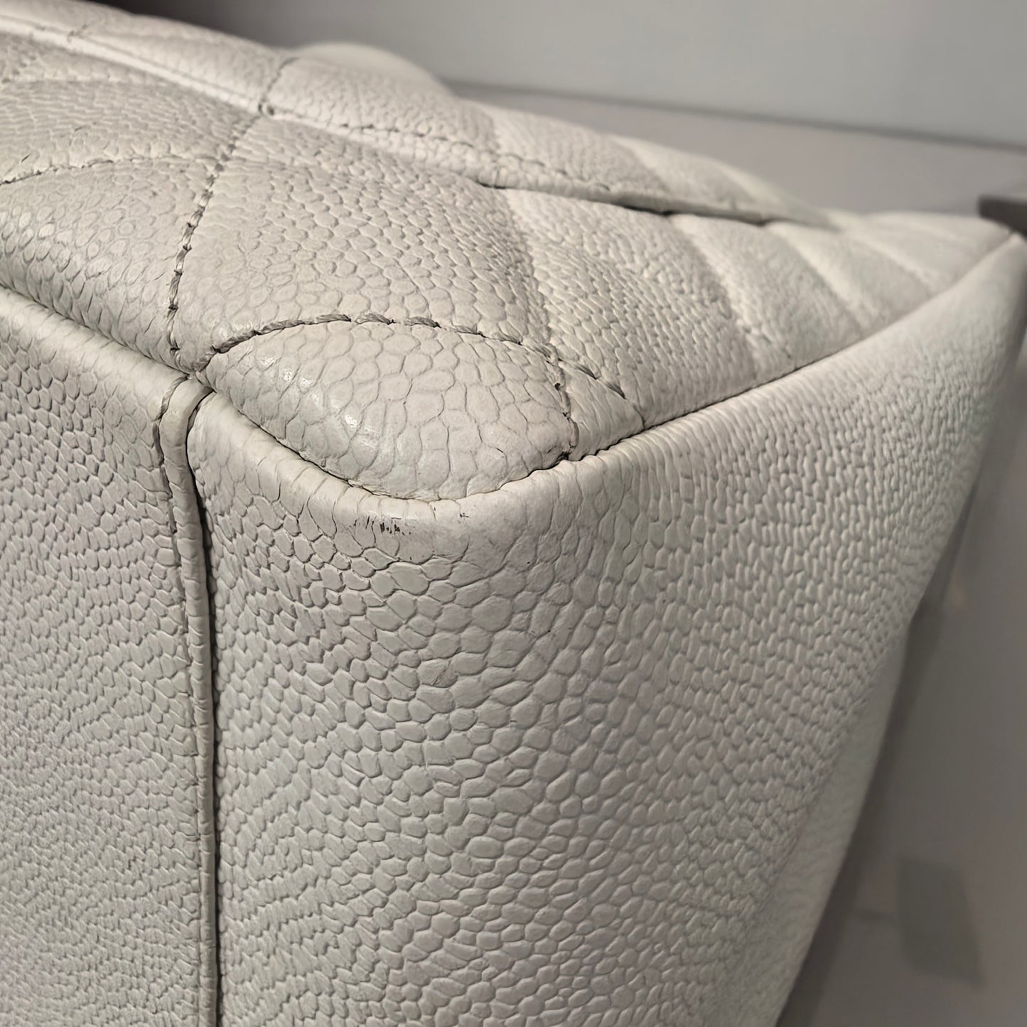 Chanel - Grand Shopping Tote - Leather - White - (large)