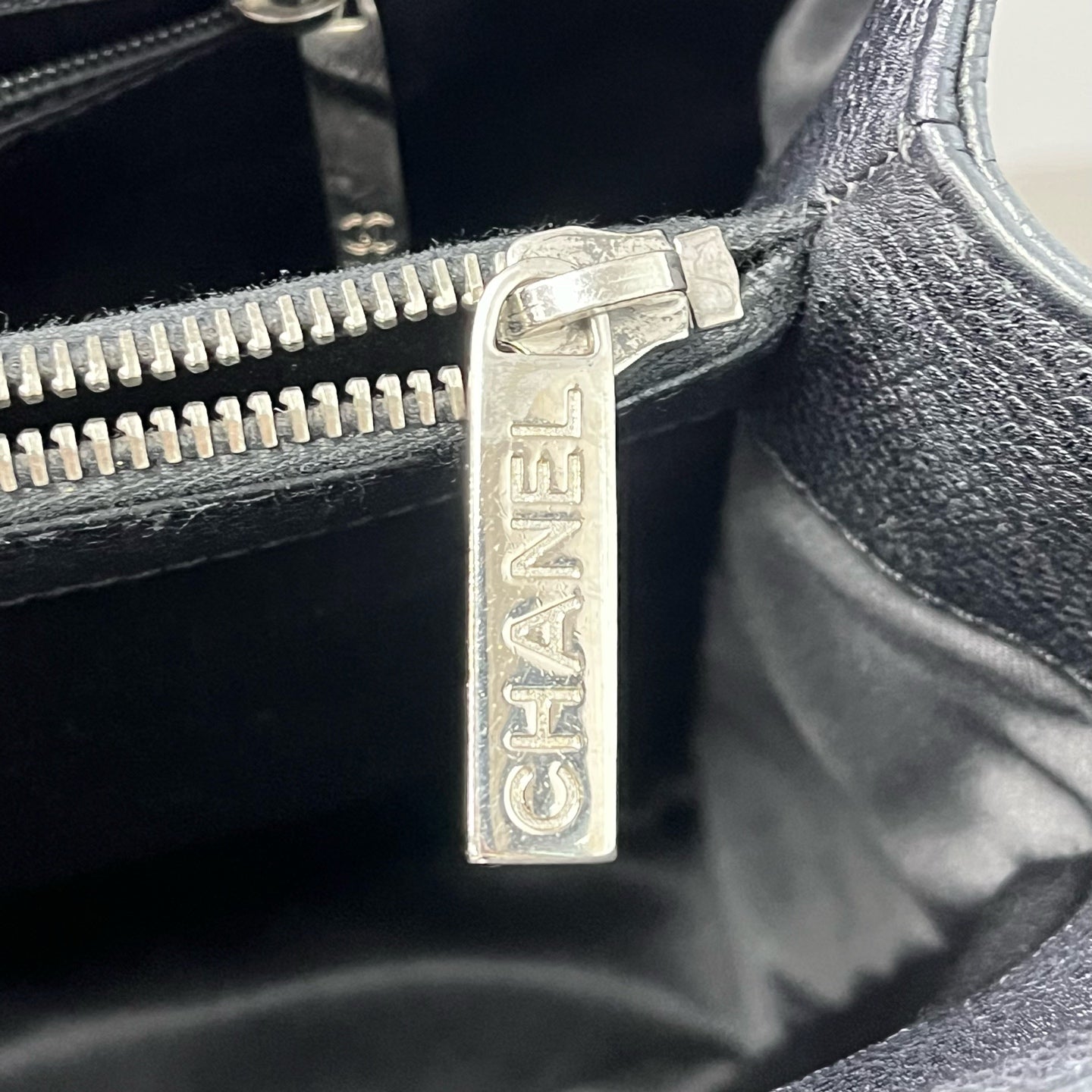 Chanel - GST - Leather - Black - (Large)