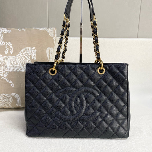Chanel - GST Tote - Leather - Black - (medium)