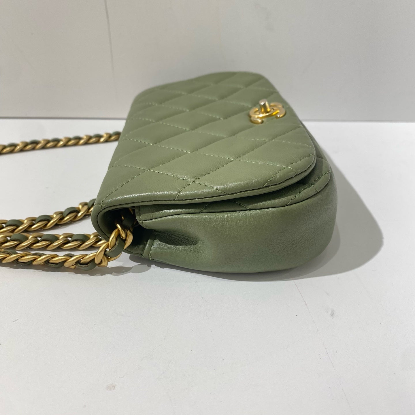 Chanel - Half-Moon Flap Bag - Lambskin leather - Avocado Green - (Mini)