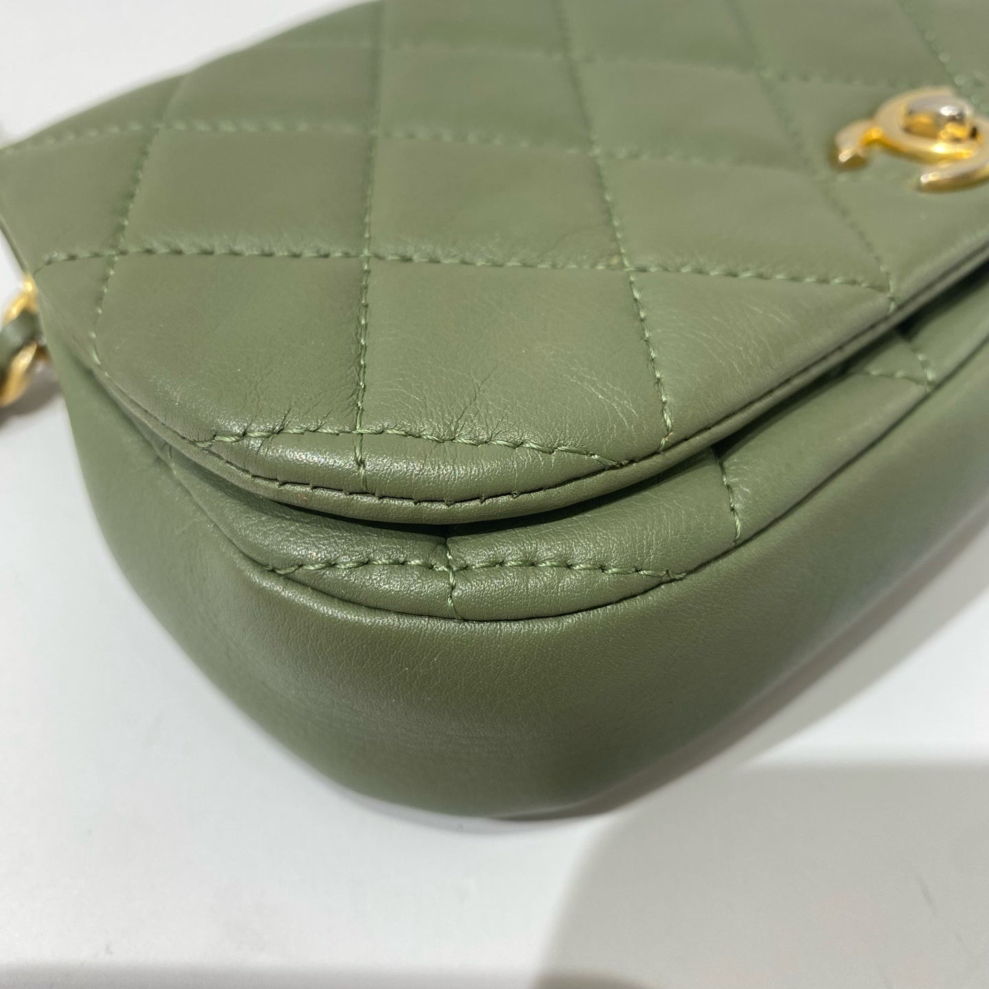 Chanel - Half-Moon Flap Bag - Lambskin leather - Avocado Green - (Mini)