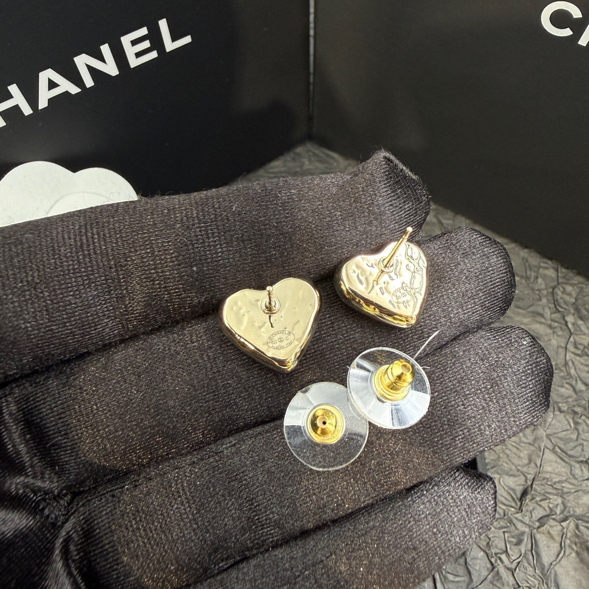 Chanel - Heart CC Earrings - Gold plated - Gold