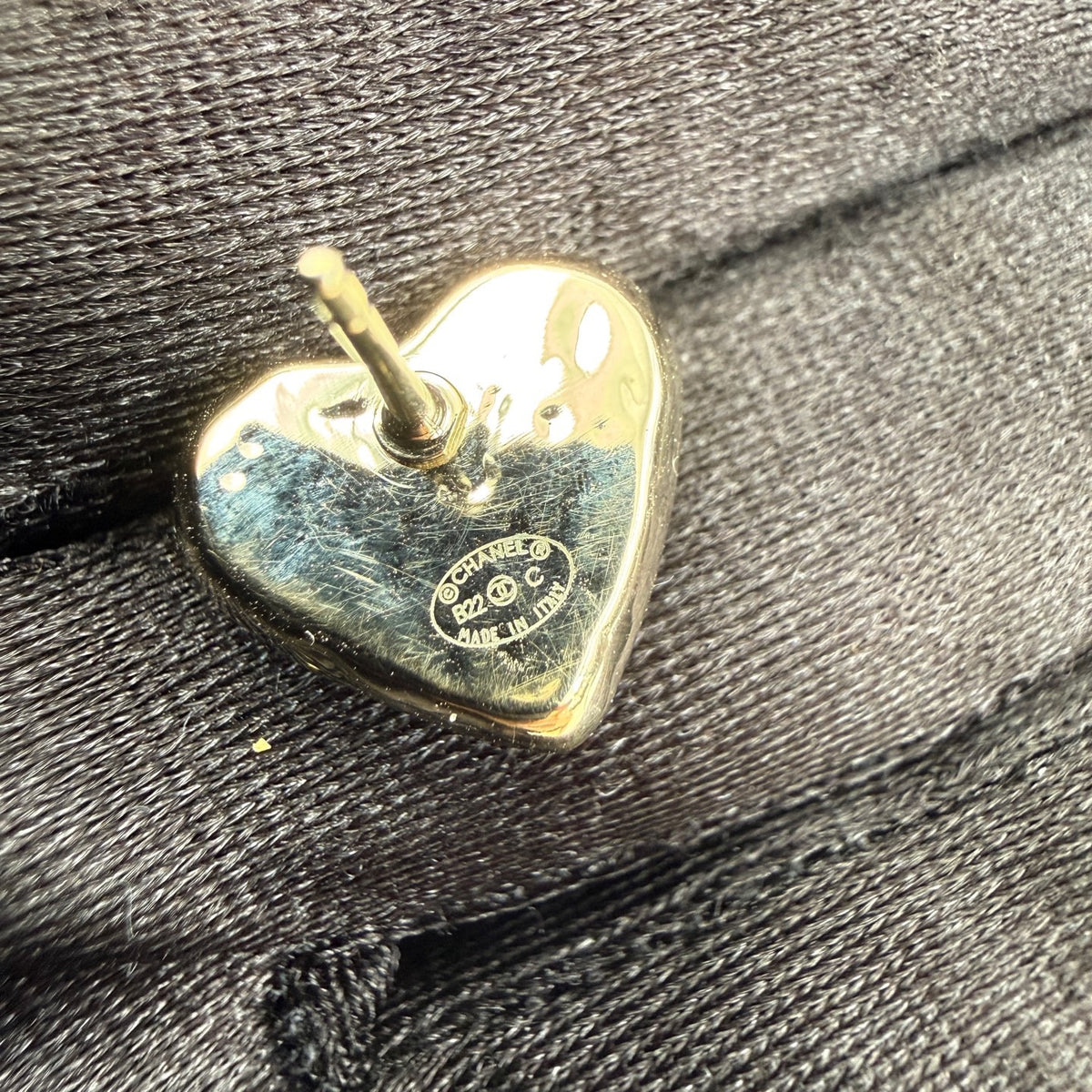 Chanel - Heart CC Earrings - Gold plated - Gold