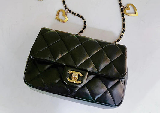 Chanel - Heart Charm Flap Bag - Leather - Black - (mini)