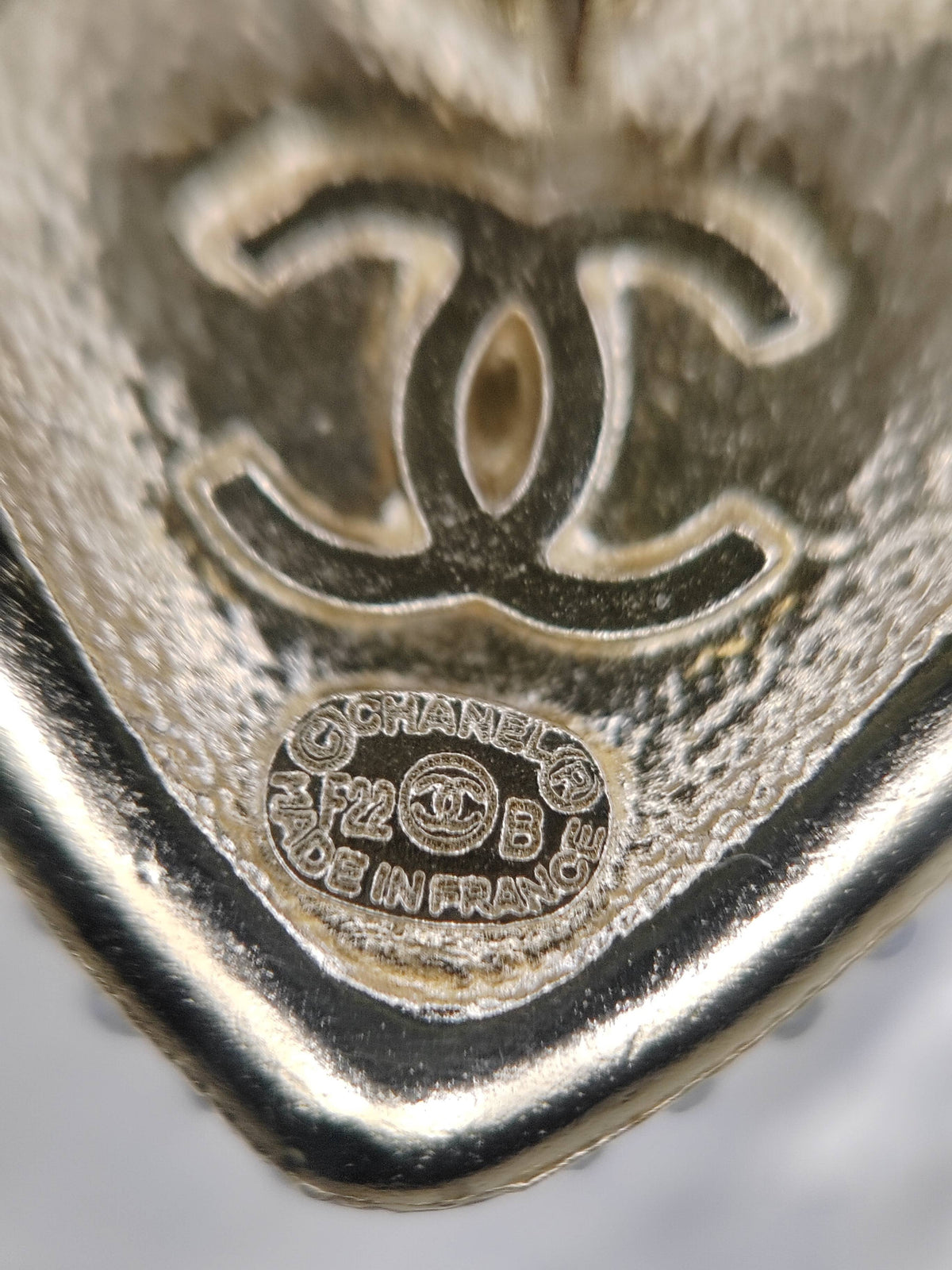 Chanel - Heart Double C - Crystal - Gold