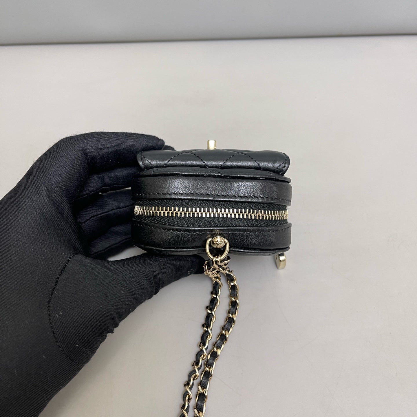 Chanel - Heart - Leather - Black - (mini)