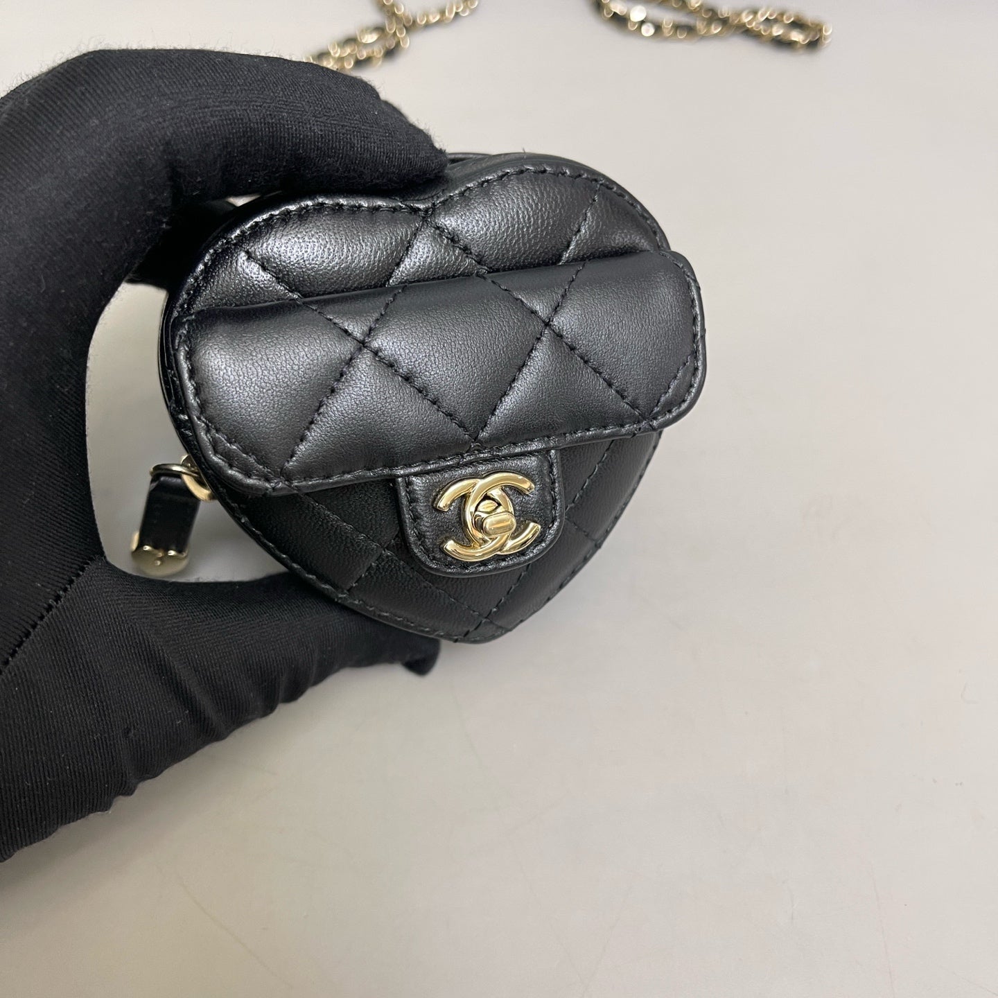 Chanel - Heart - Leather - Black - (mini)