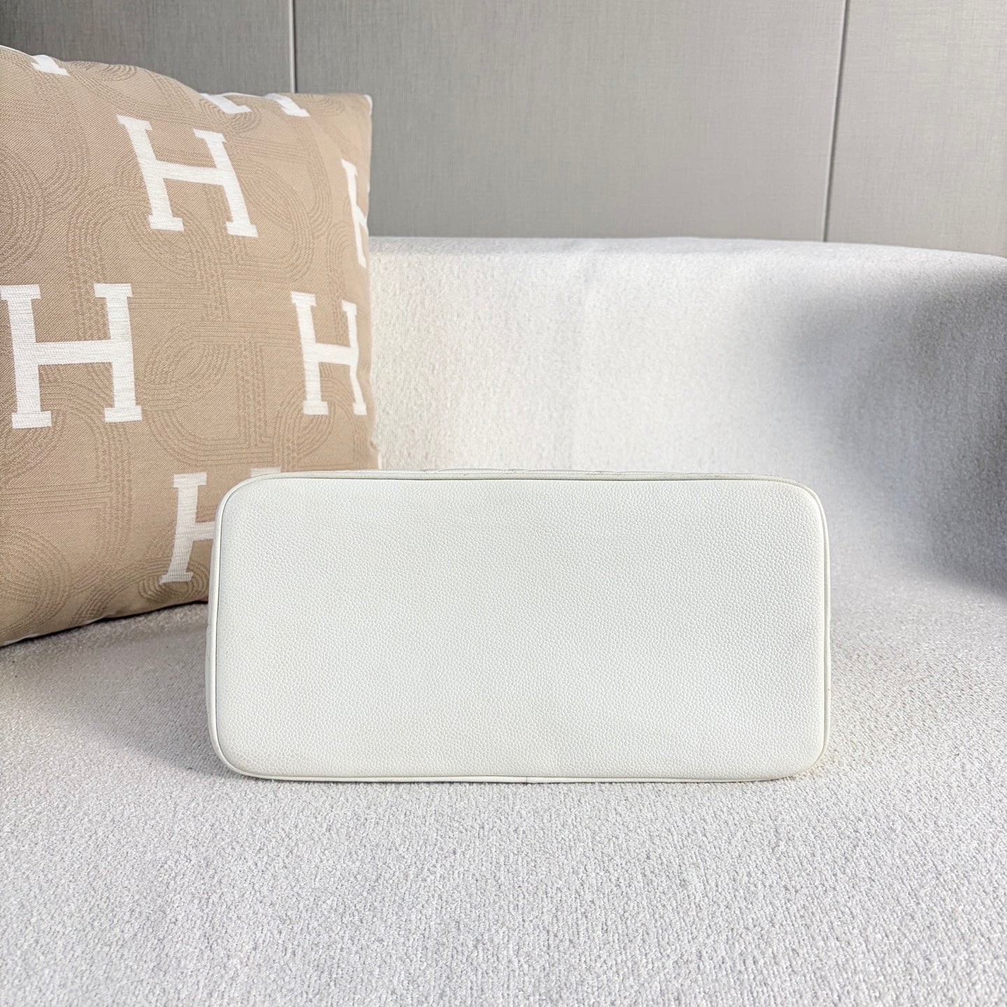 Chanel - Hilton Handbag - Caviar leather - White - (medium)